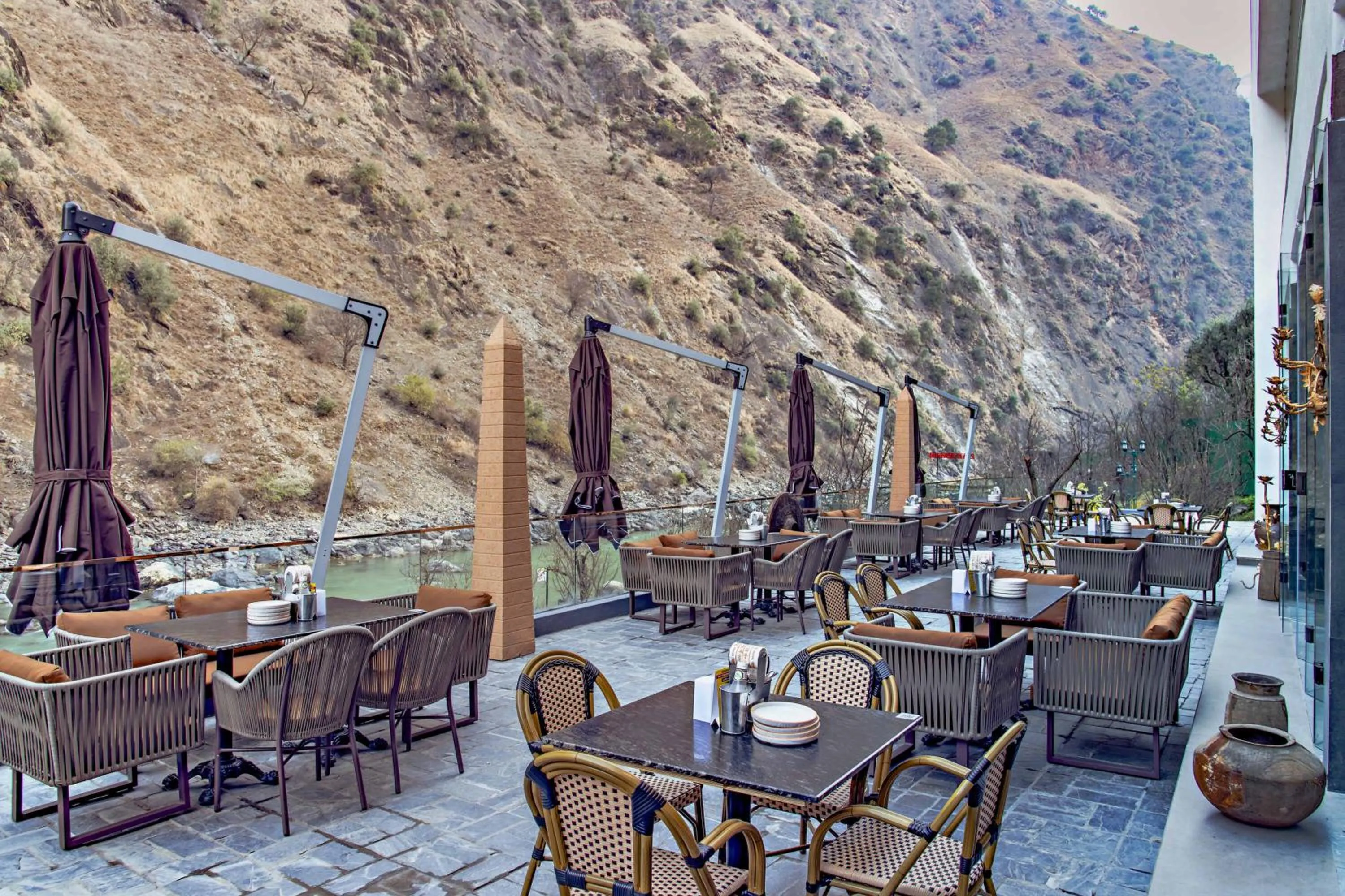 Restaurant/places to eat in Echor Palm Bliss Riverside Resort & Spa Kasol