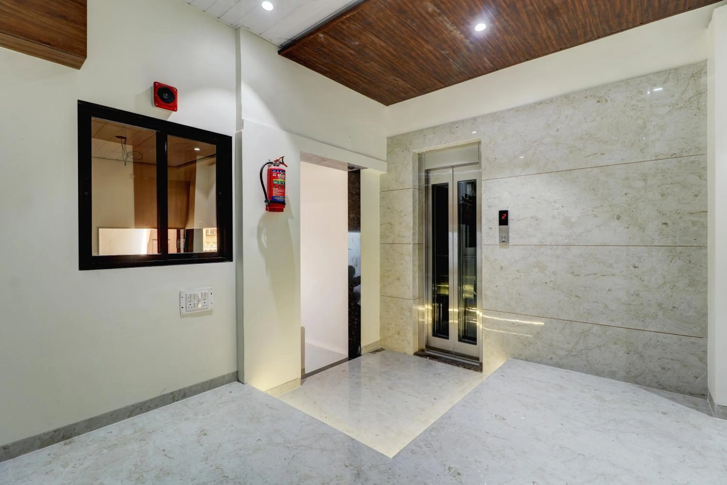 elevator in Hotel Archith