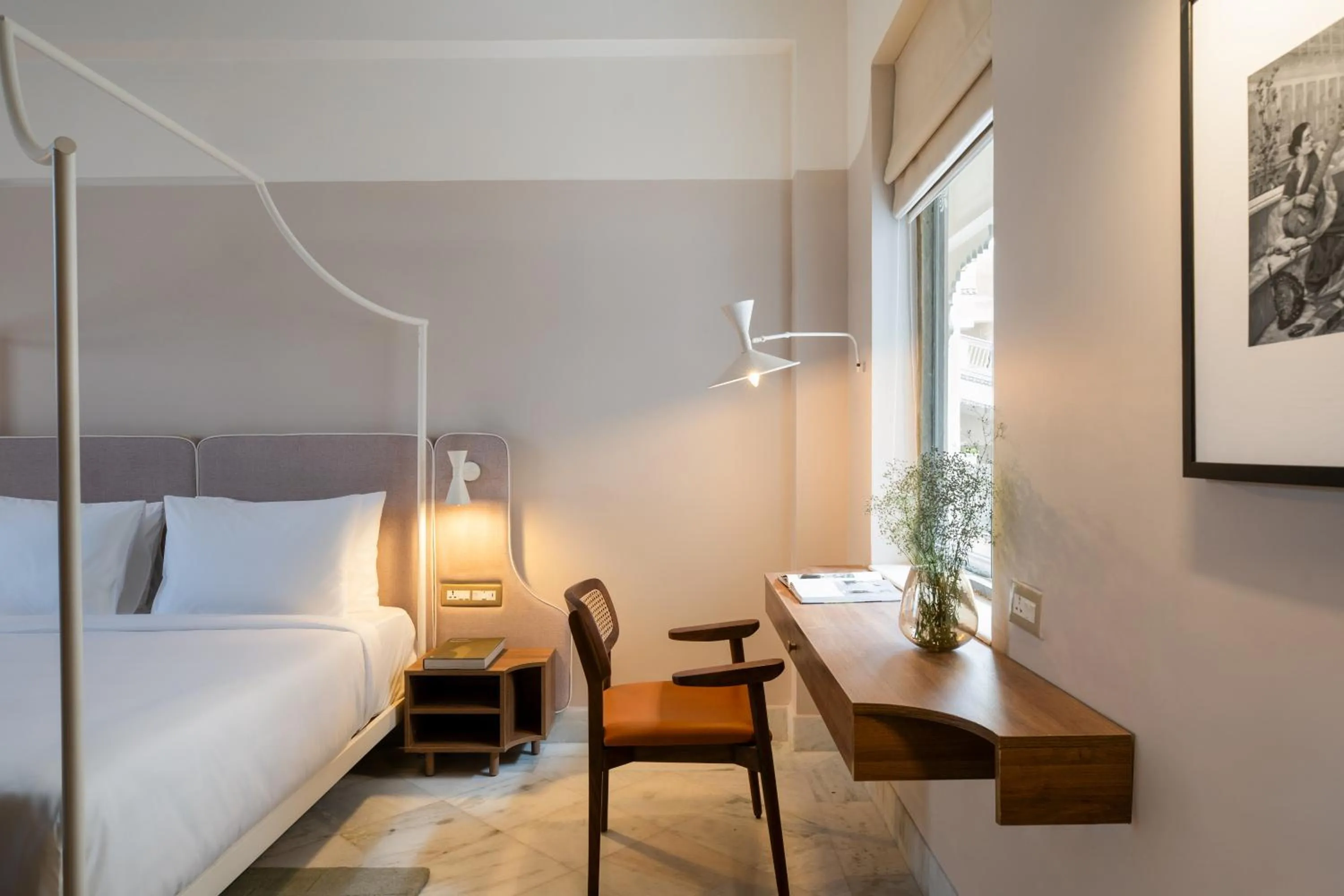 Bedroom, Bed in Manuscript - Jhilwara Haveli