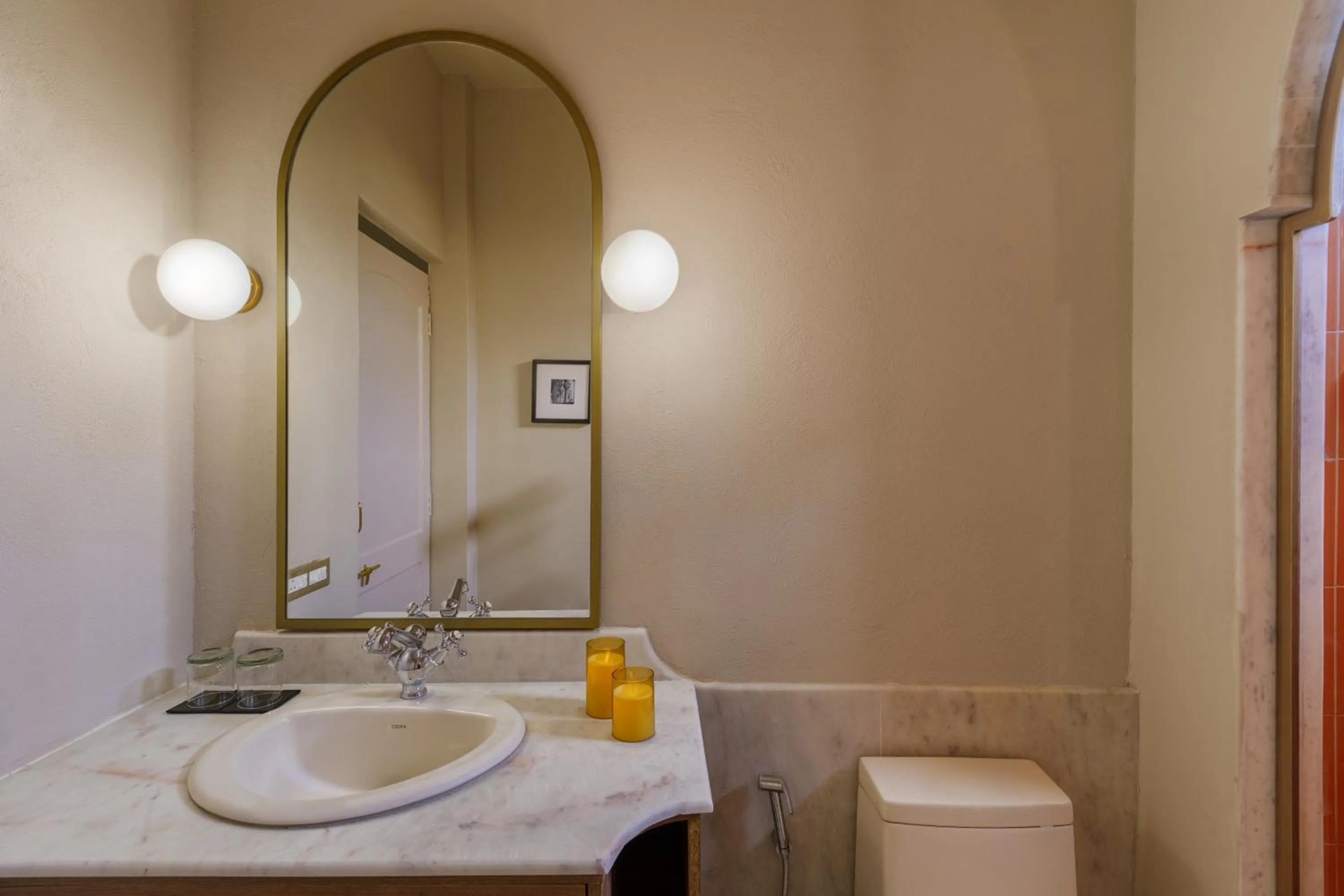 Bathroom in Manuscript - Jhilwara Haveli