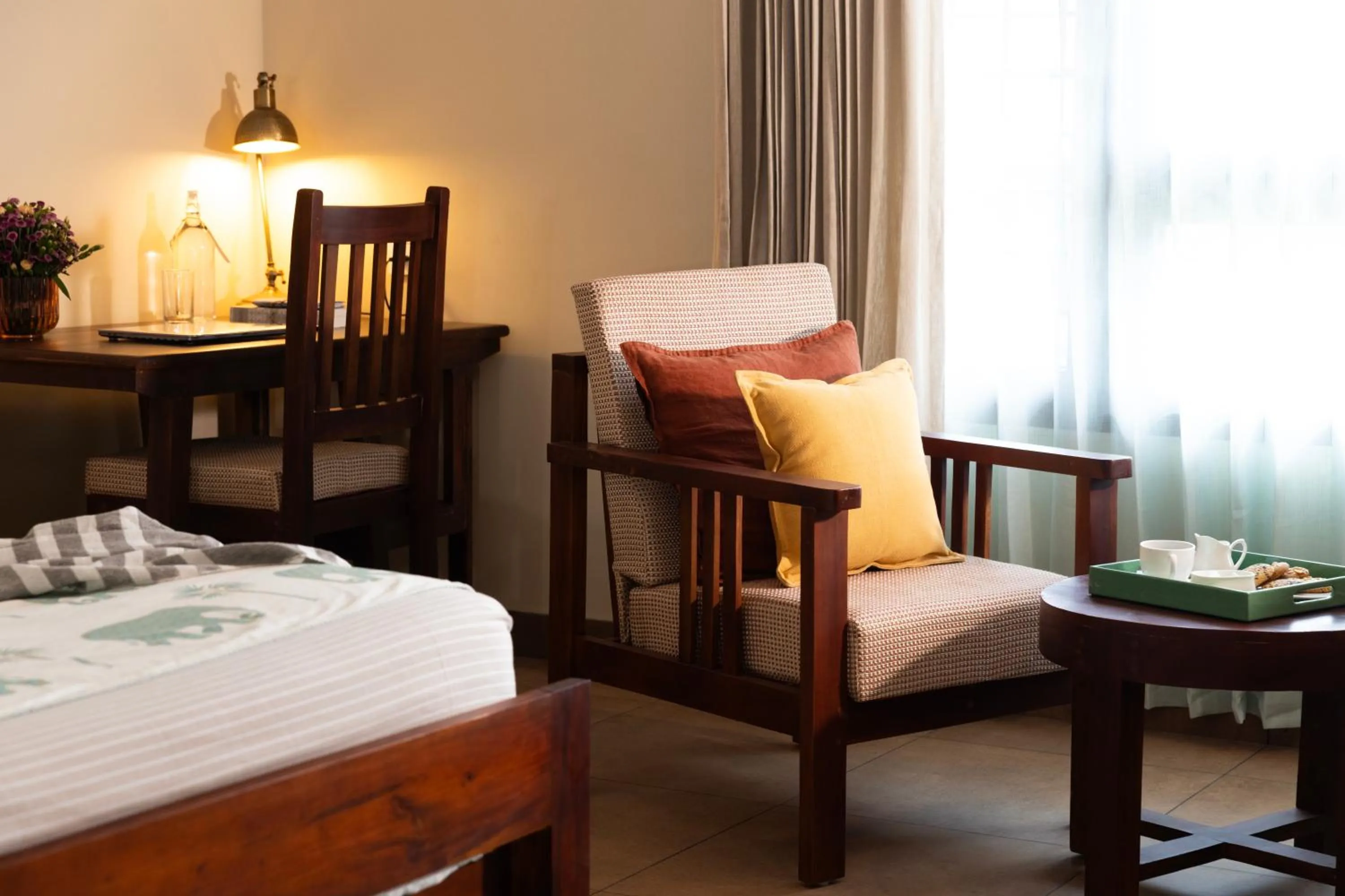 hair dresser, Bed in Dutch Manor Boutique Hotel