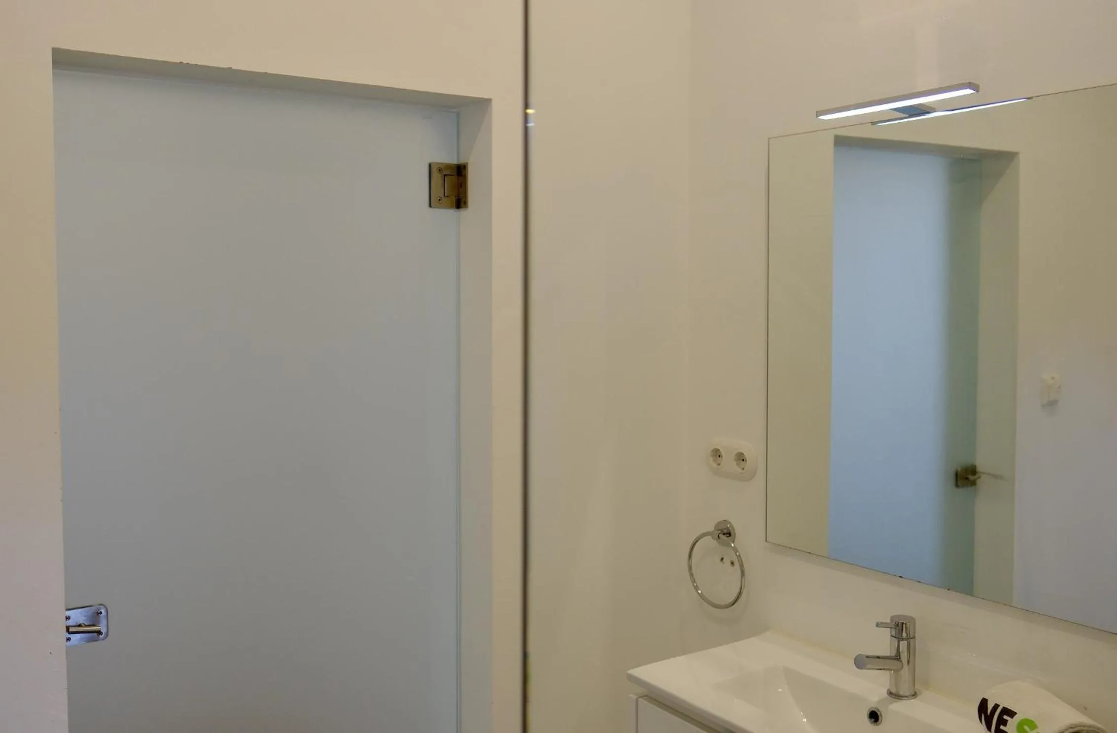 Bathroom in Quinta Amarela XL by Portucasa