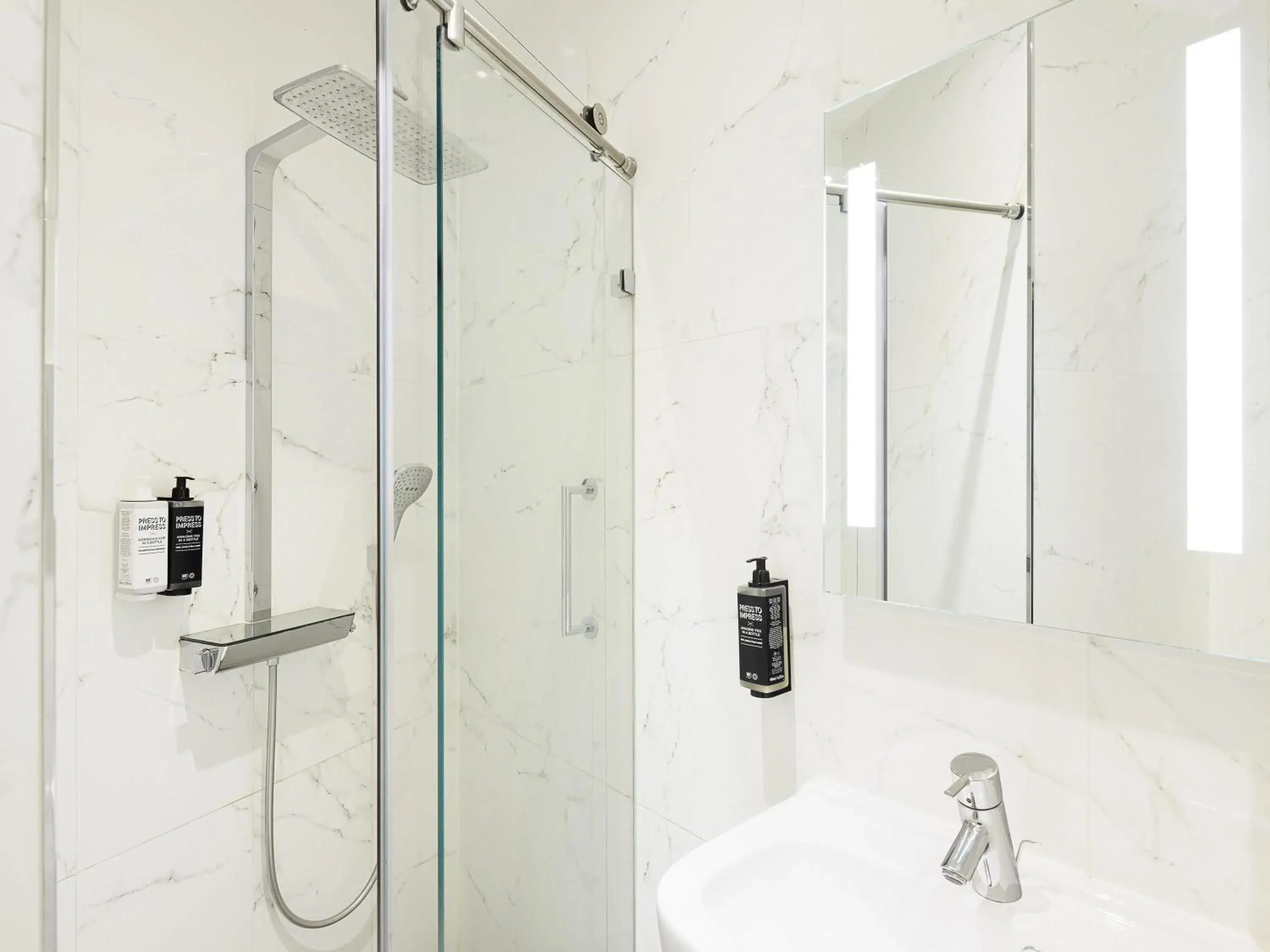 Bedroom in ibis Styles Amsterdam Central Station Bedroom in ibis Styles Amsterdam Central Station