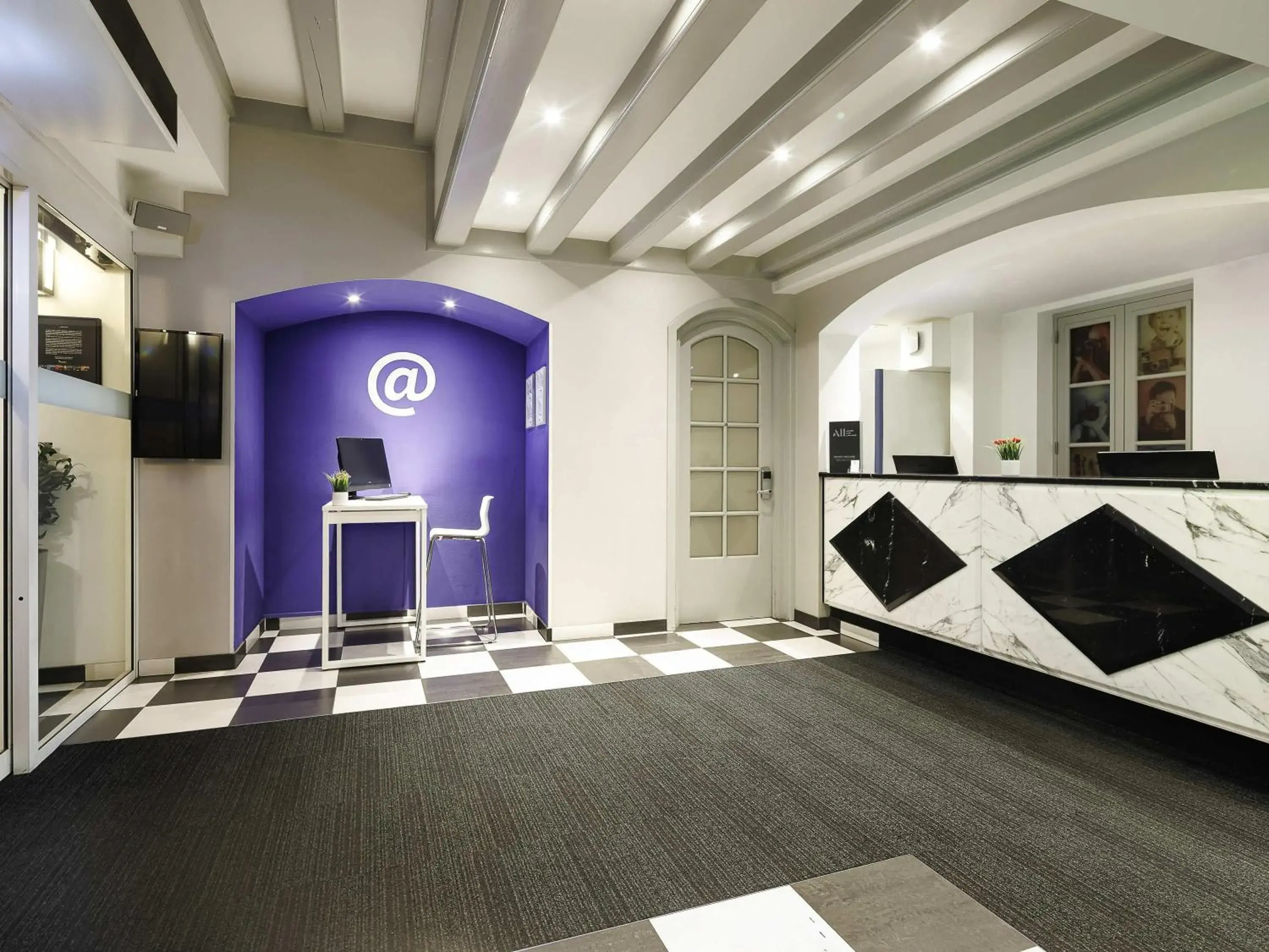 Property building in ibis Styles Amsterdam Central Station Property building in ibis Styles Amsterdam Central Station