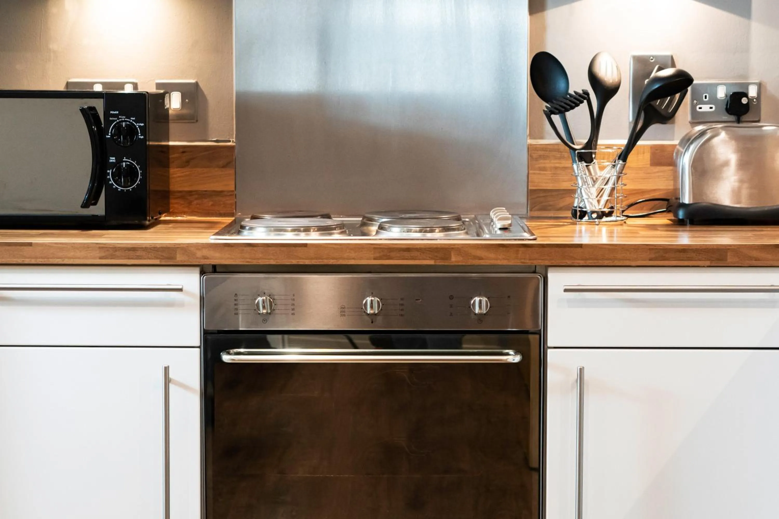 Kitchen or kitchenette in VCity ApartHotels Glasgow Central