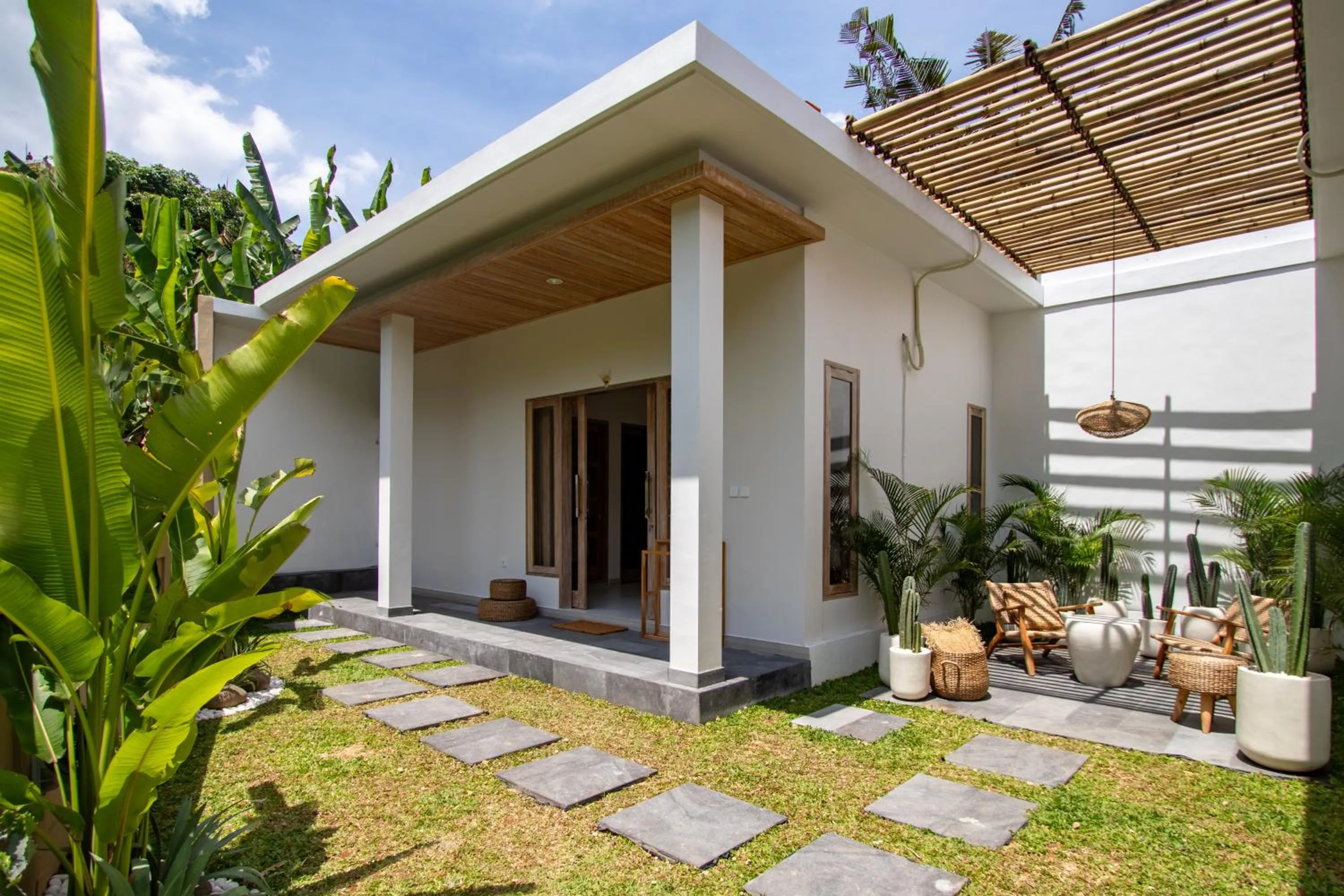 Property building in Umalas Jungle Villa- Amazing View Huge Pool Stay in Canggu