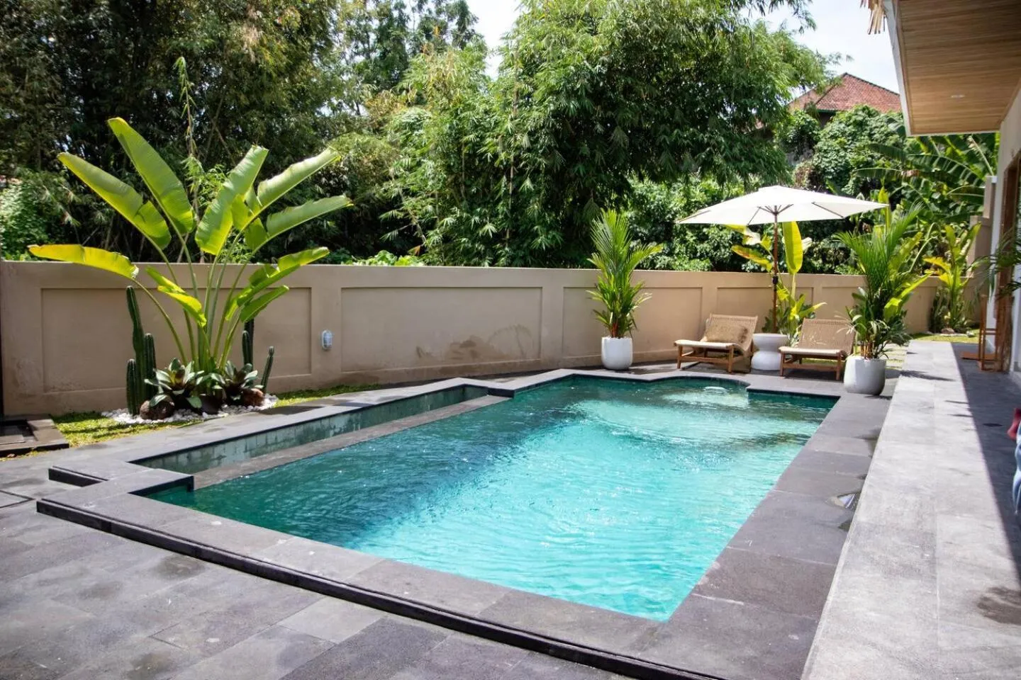 Patio in Umalas Jungle Villa- Amazing View Huge Pool Stay in Canggu
