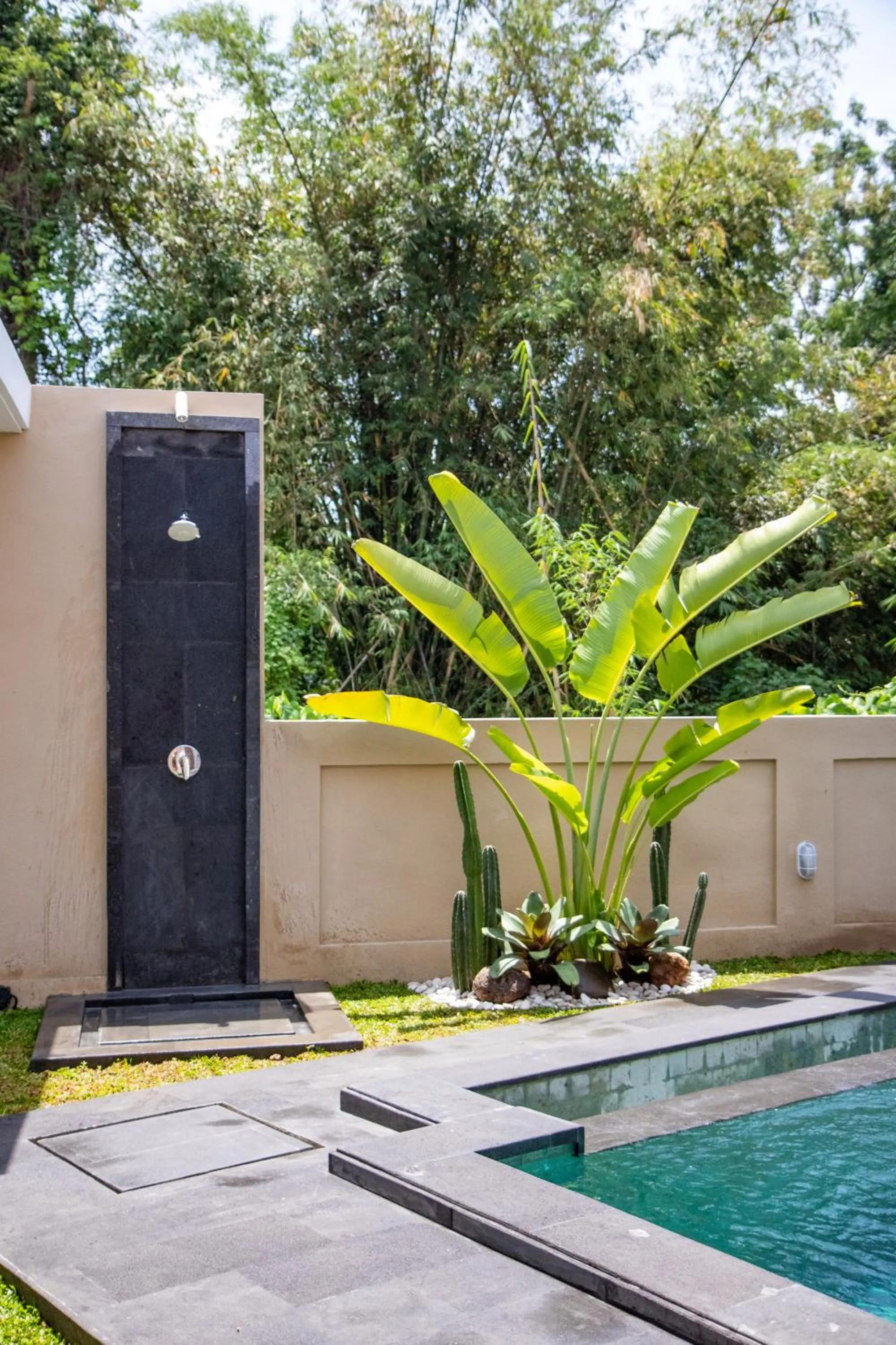 Garden in Umalas Jungle Villa- Amazing View Huge Pool Stay in Canggu