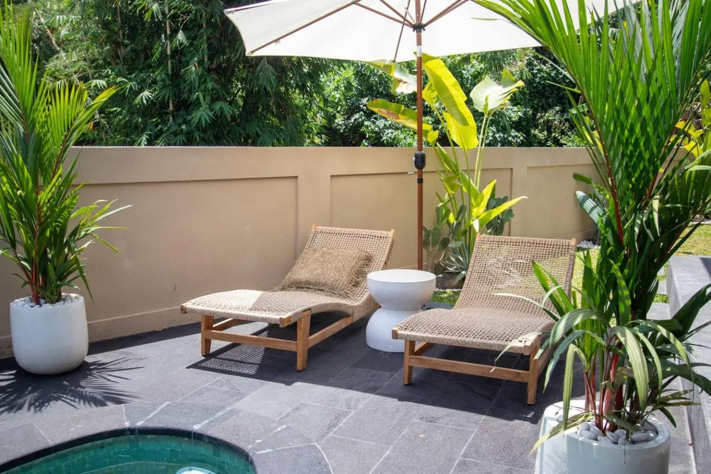 Patio in Umalas Jungle Villa- Amazing View Huge Pool Stay in Canggu