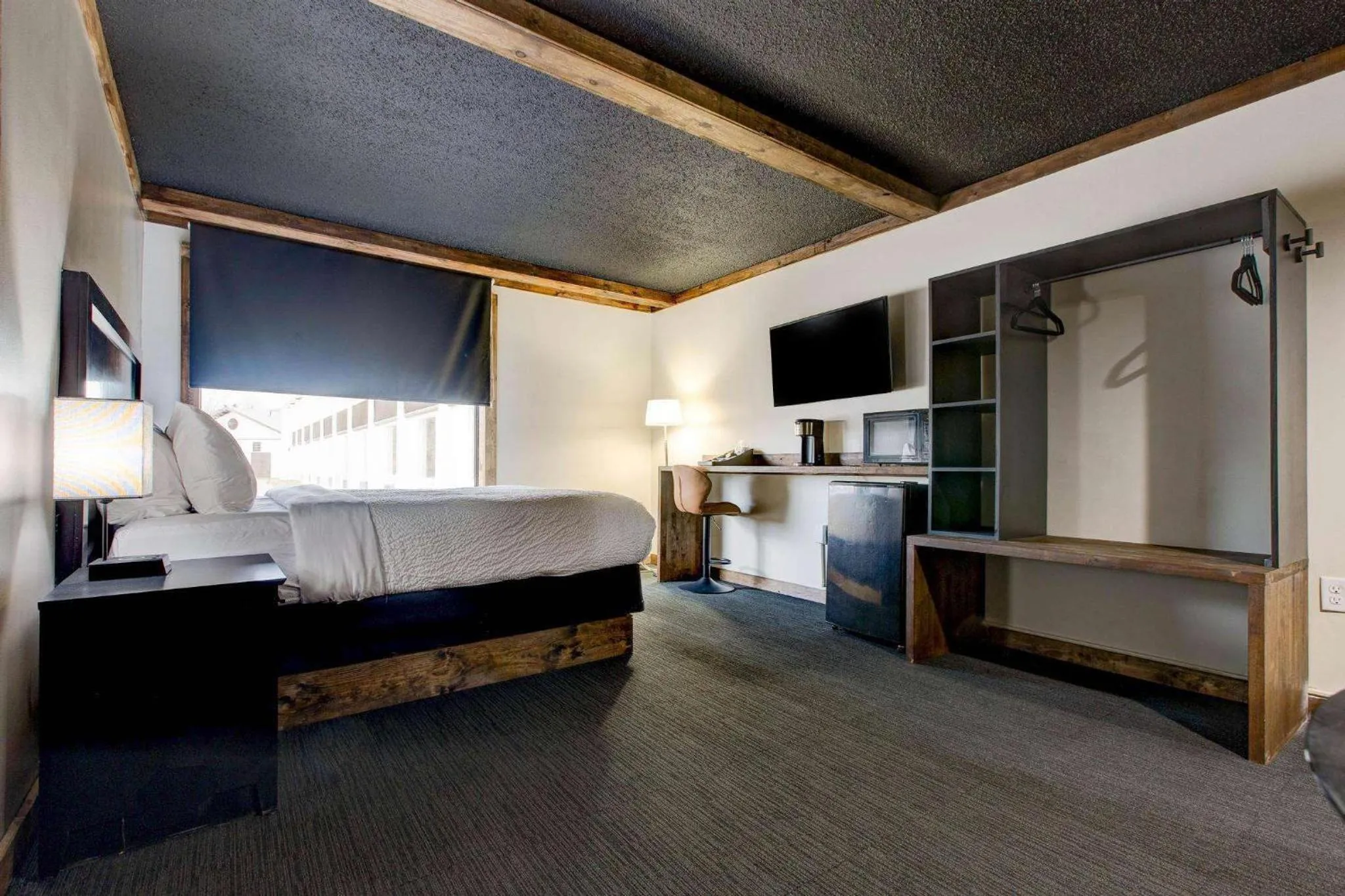 Photo of the whole room, Bed in Hotel LEX, Trademark Collection by Wyndham