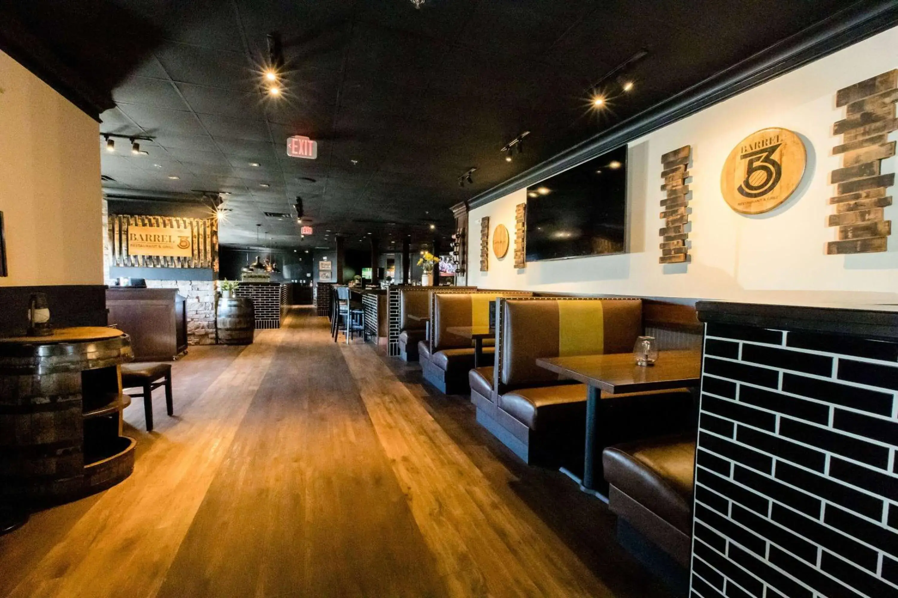 Lounge or bar in Hotel LEX, Trademark Collection by Wyndham Lounge or bar in Hotel LEX, Trademark Collection by Wyndham