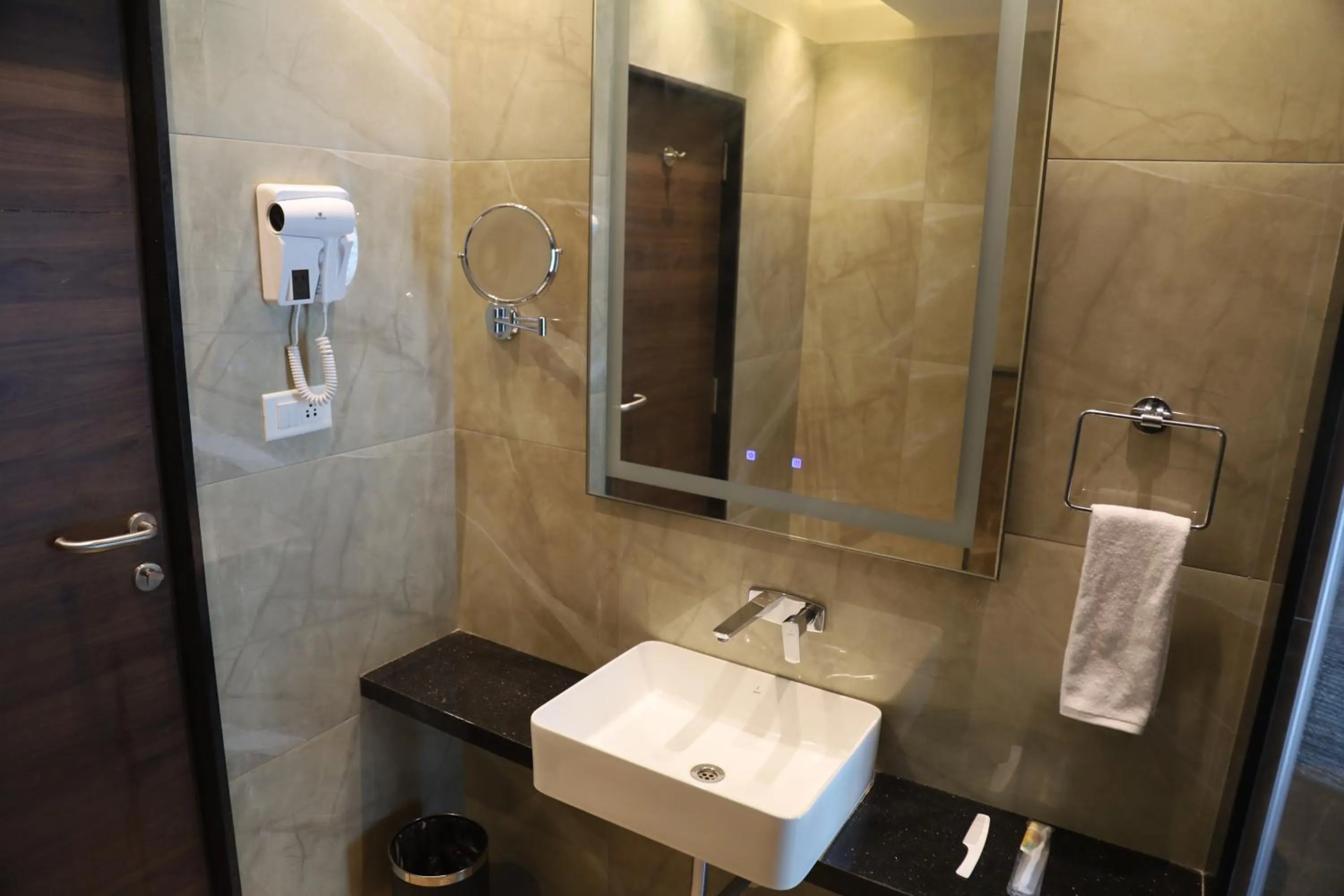 Bathroom in Kings Bury Inn