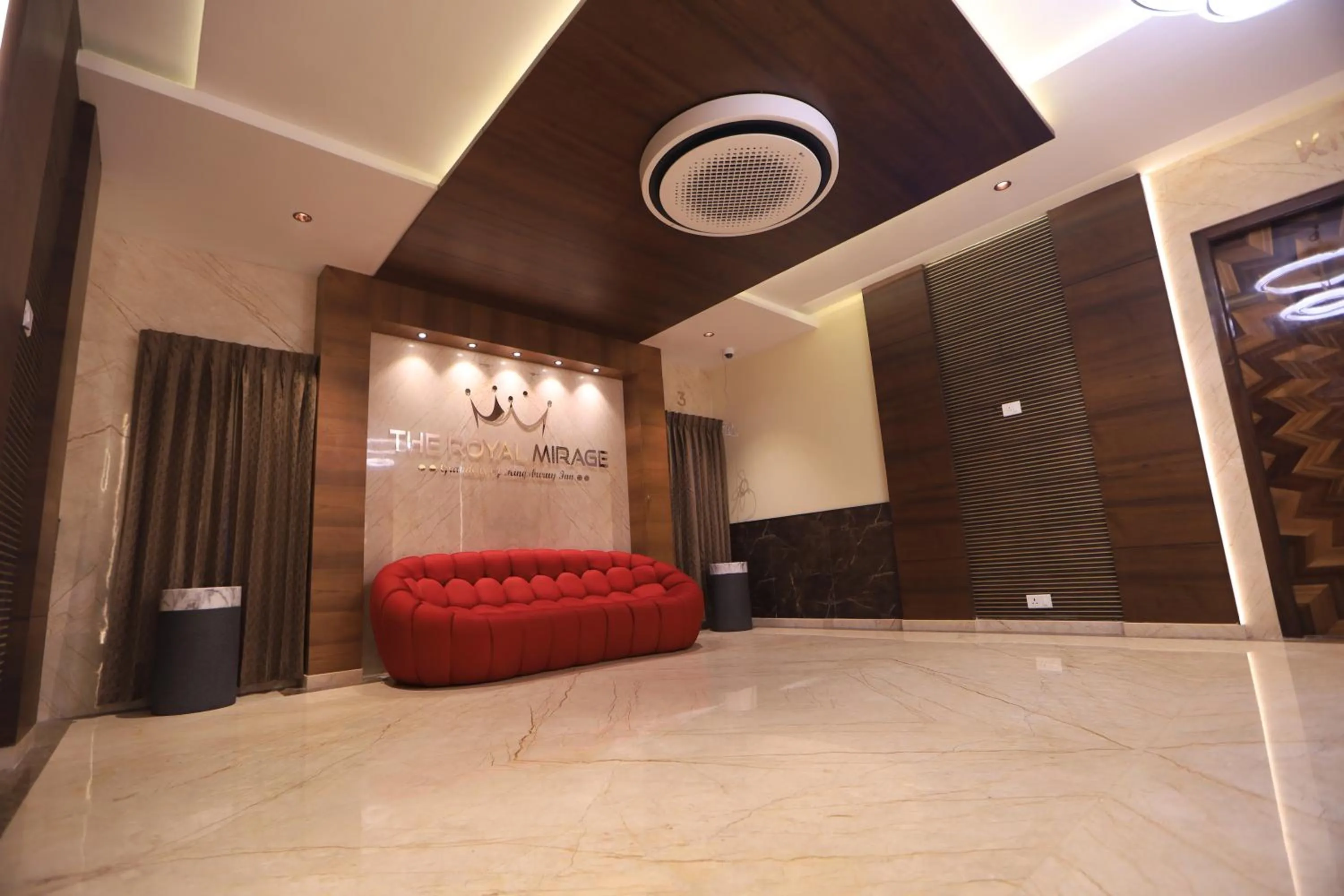 Property building in Kings Bury Inn