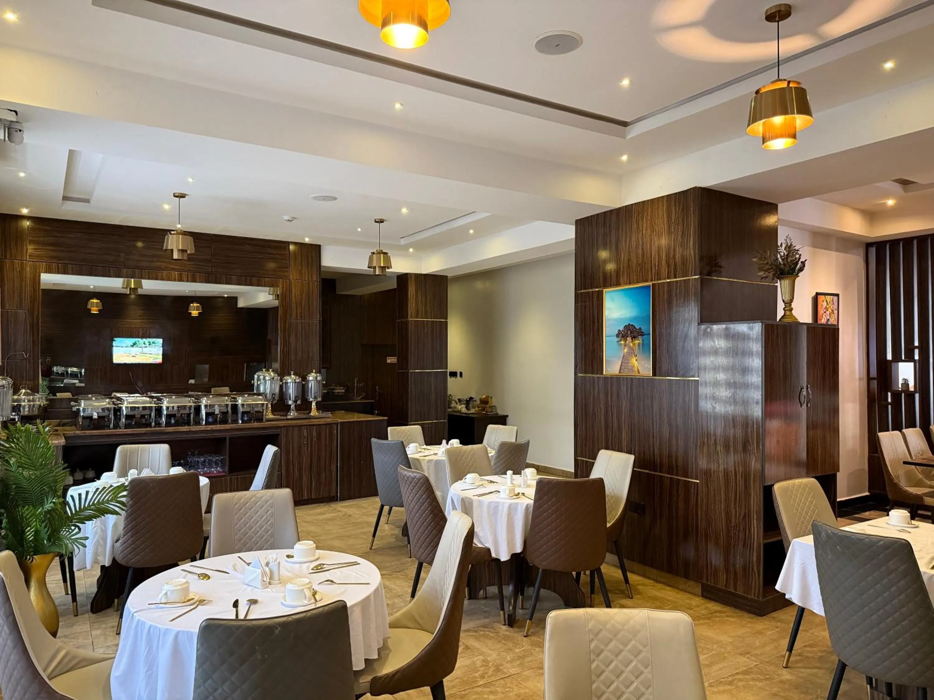 Breakfast in Vinpy hotels