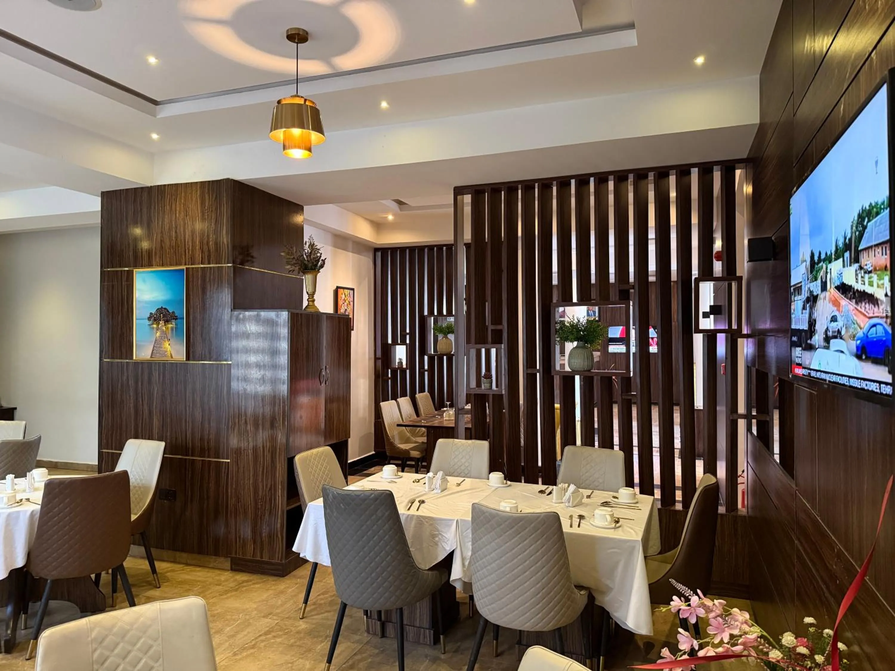 Vinpy hotels