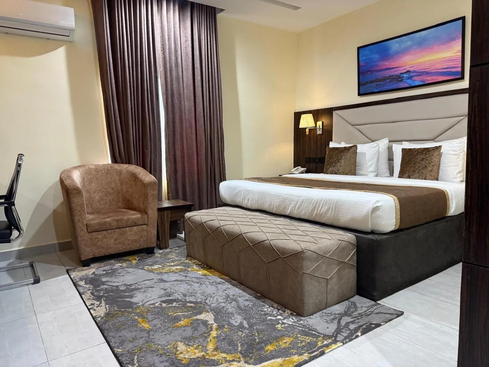 Bed in Vinpy hotels