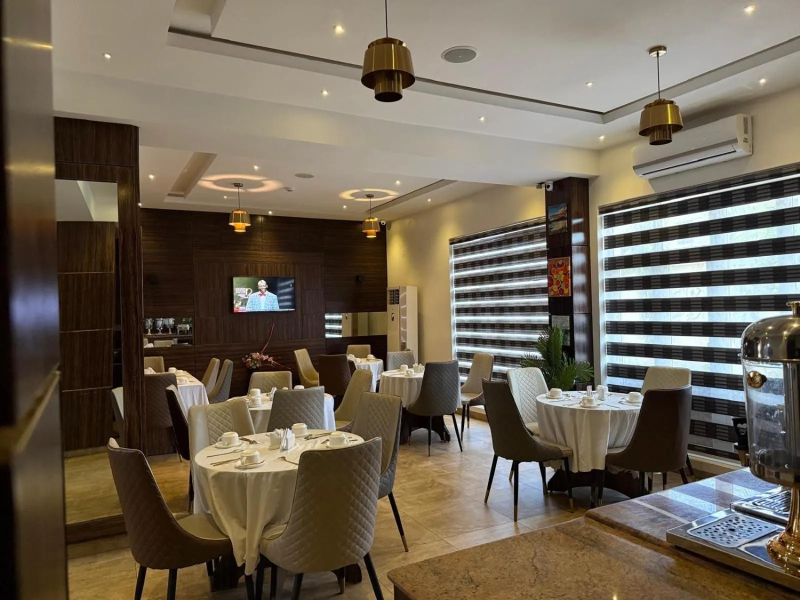 Vinpy hotels