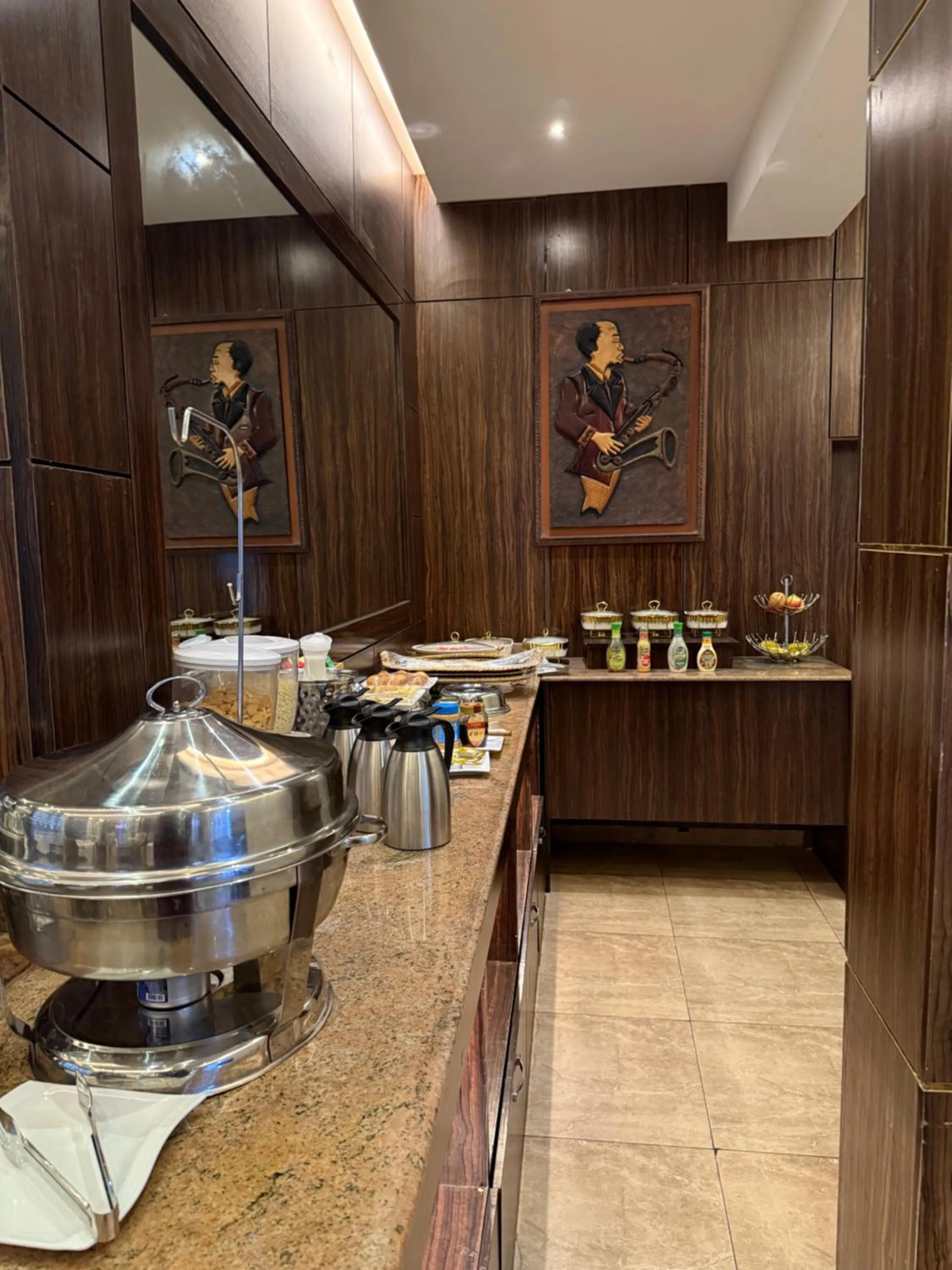 Breakfast in Vinpy hotels