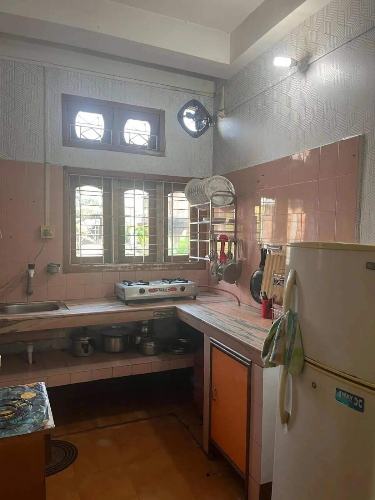 kitchen in Amazing Homestay