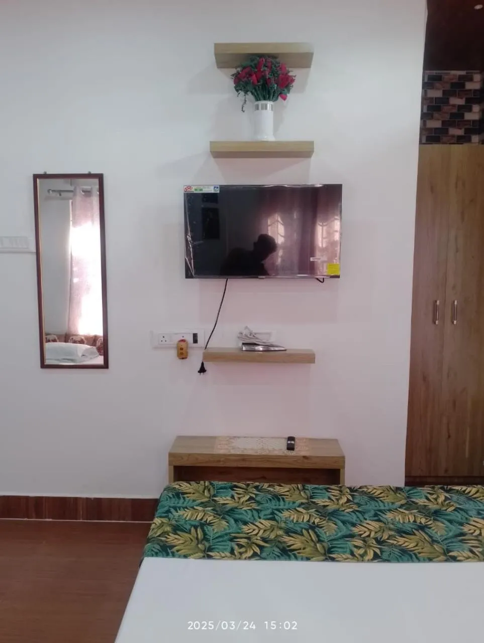 TV and multimedia, Bed in Amazing Homestay