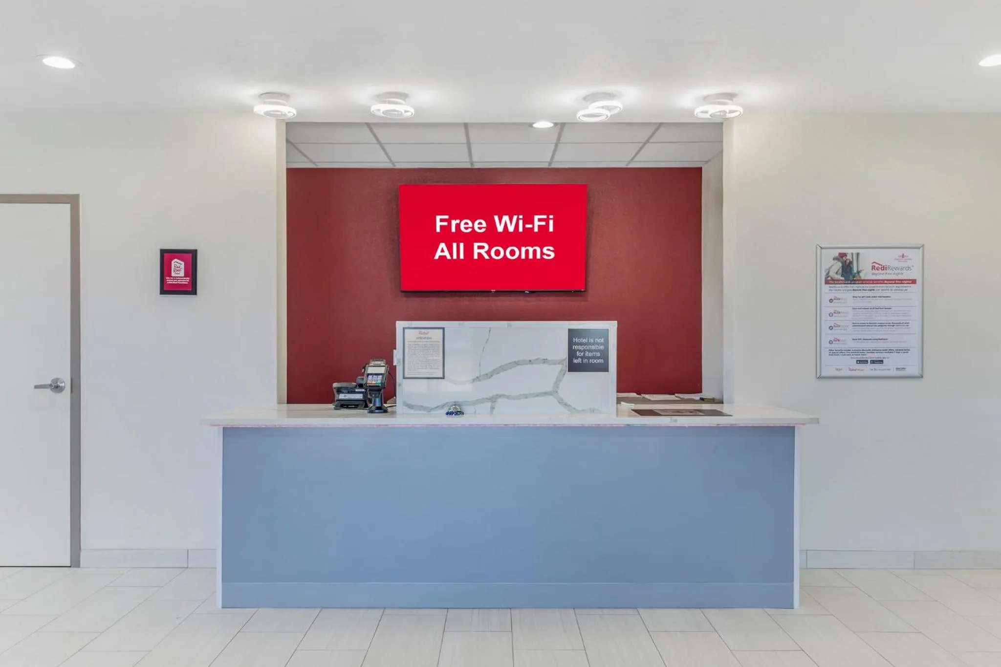Lobby or reception in Red Roof Inn Hutchins