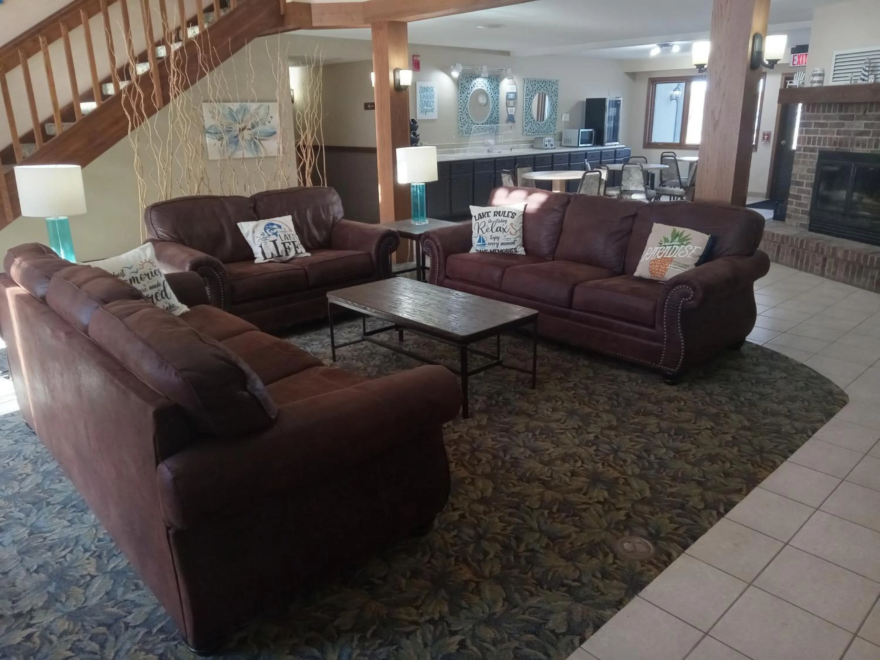 Seating area in Paradise Shores Hotel