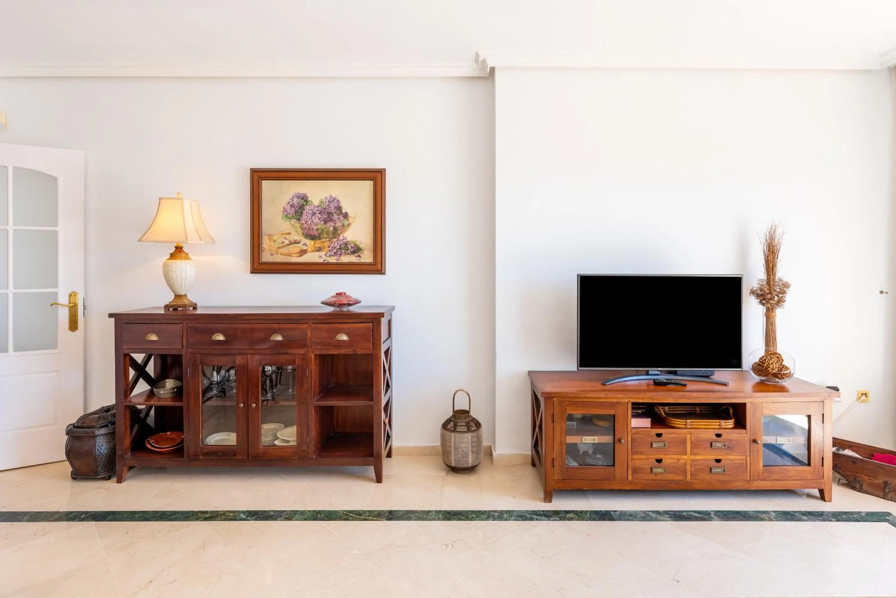 Property building in Spectacular Penthouse Puente Romano