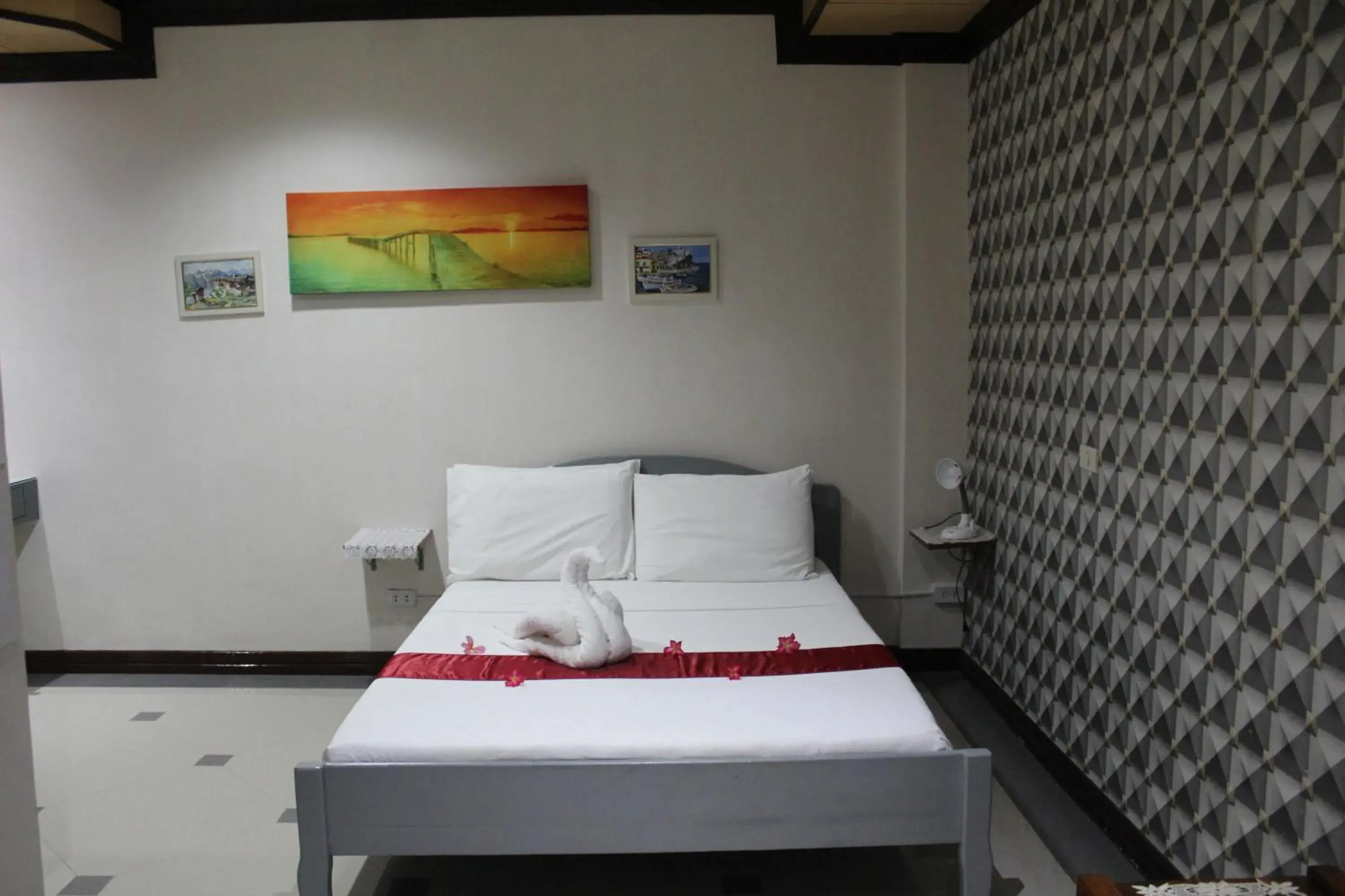 Standard Double Room in LORELEI BEACH RESORT Standard Double Room in LORELEI BEACH RESORT