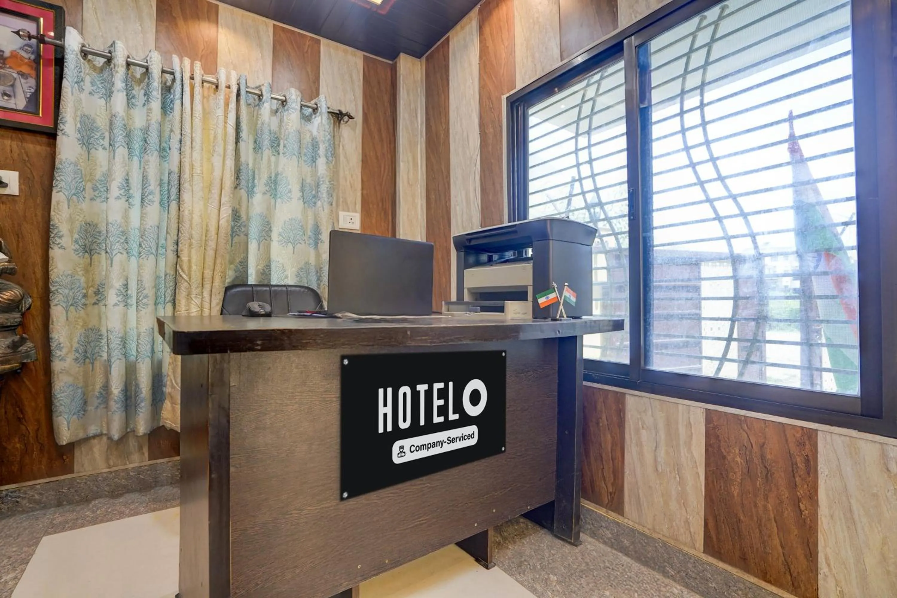 Lobby or reception in Super Hotel O Samne Ghat