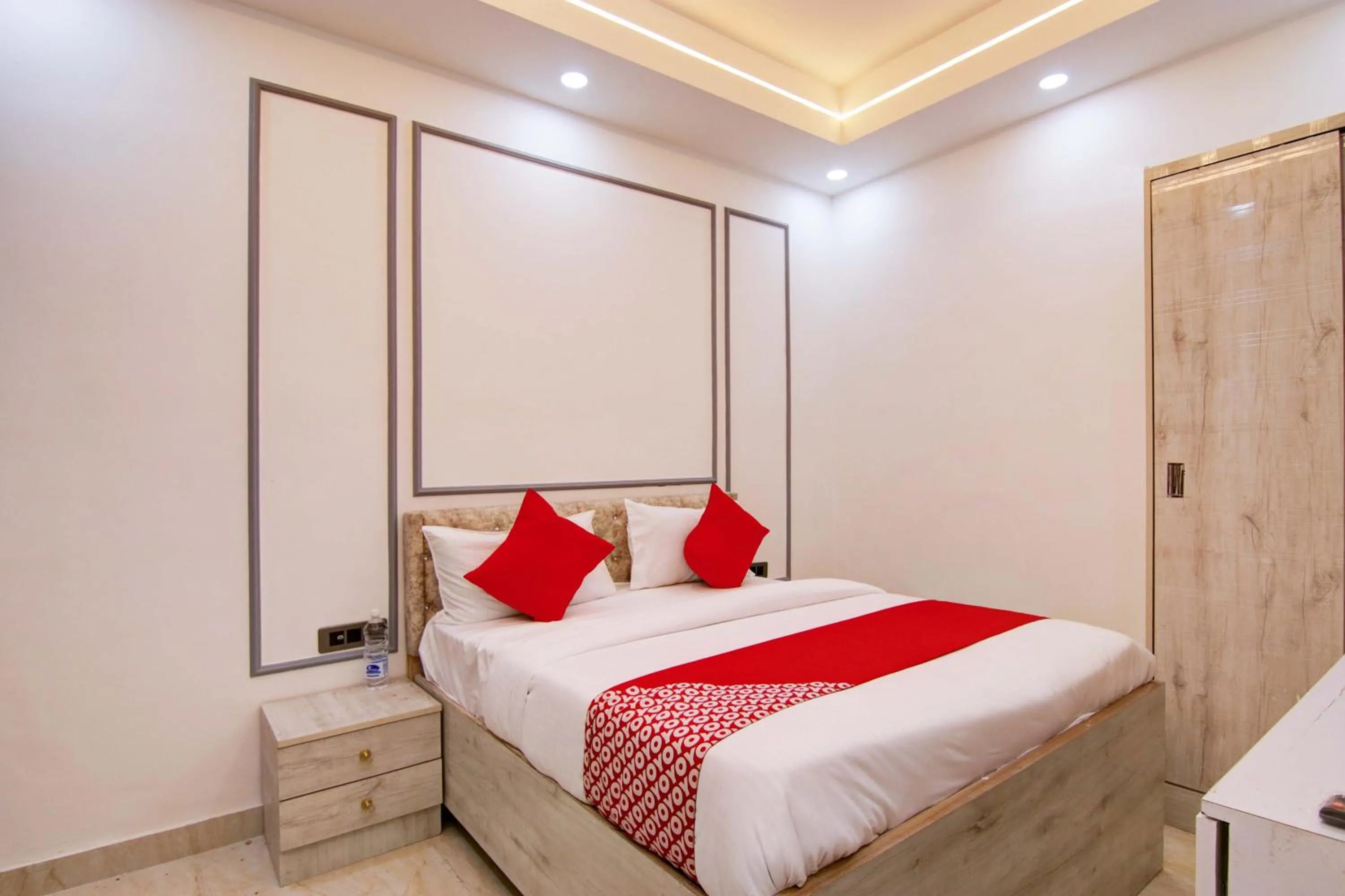 Bedroom, Bed in Hotel O Villa DEste