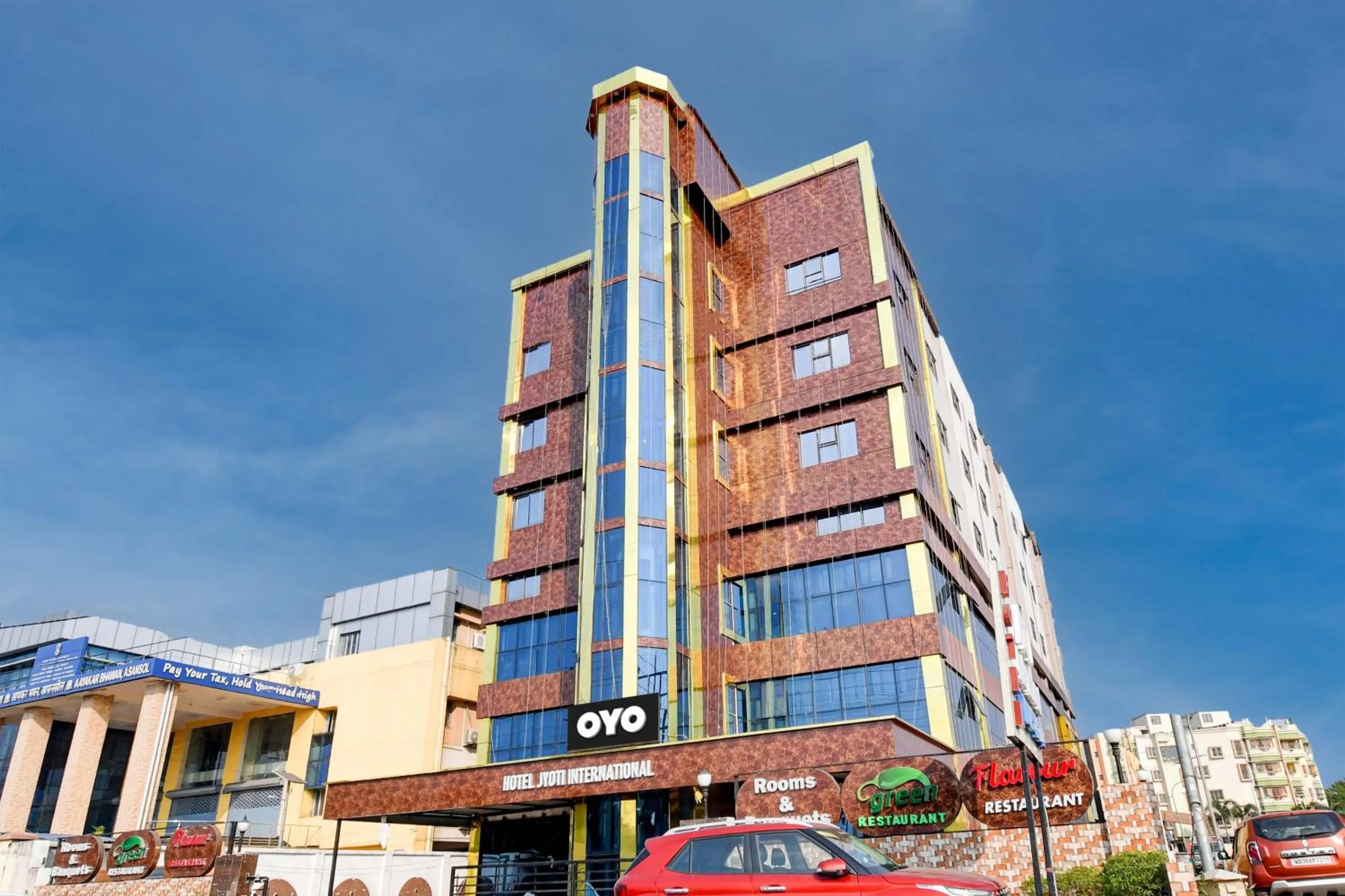 Facade/entrance in Collection O by OYO Flavour