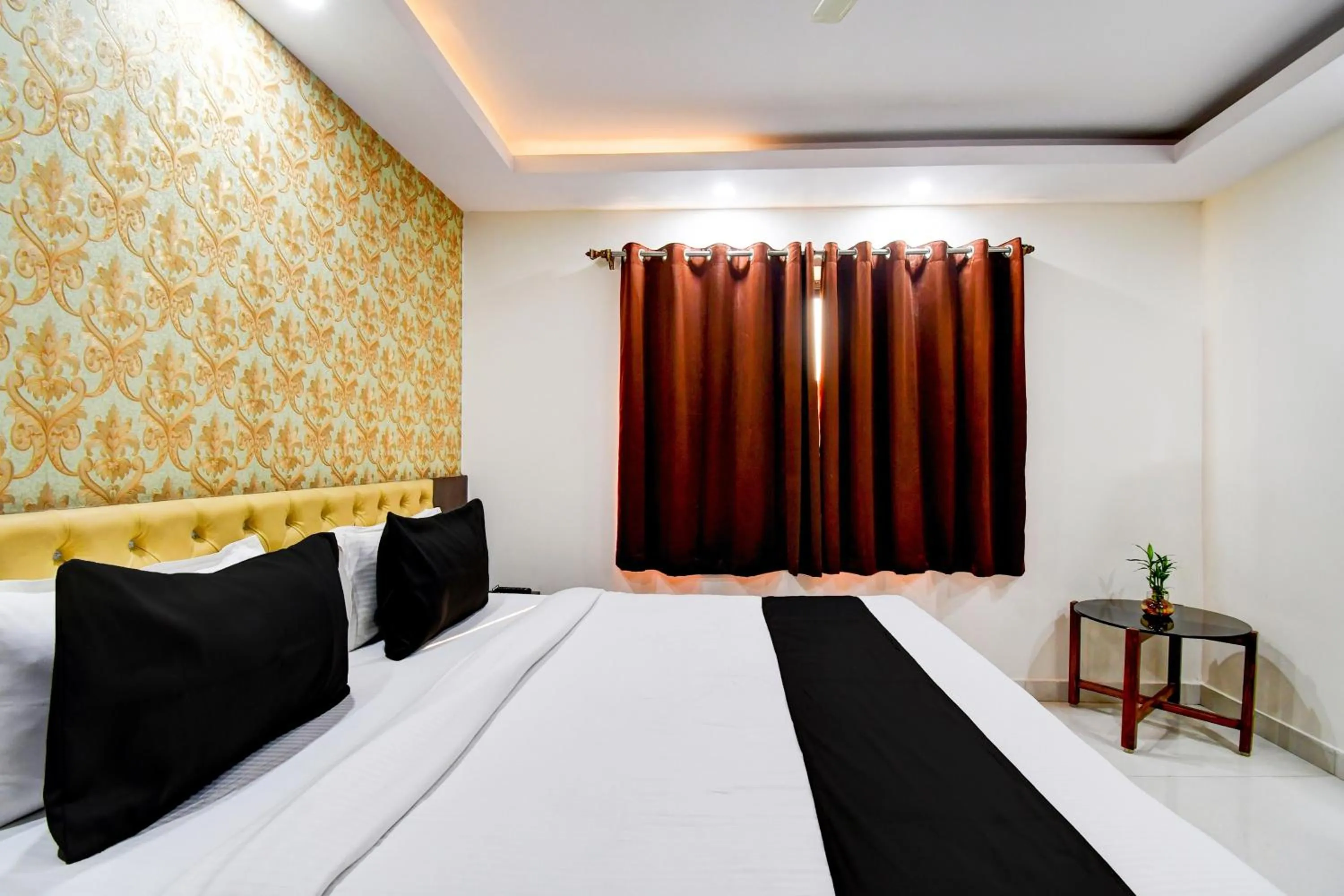 Bedroom, Bed in Collection O by OYO Flavour