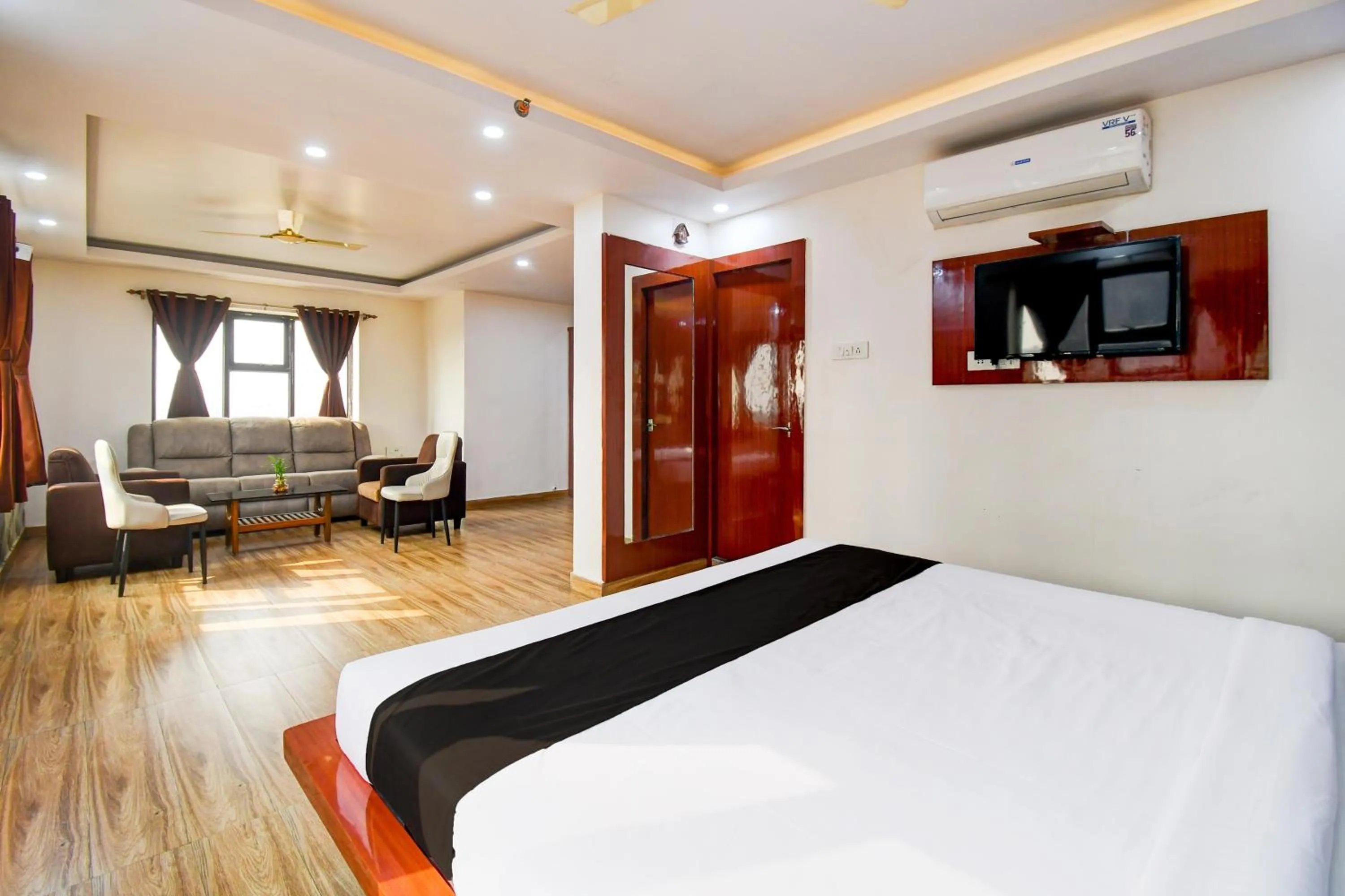 Bedroom, Bed in Collection O by OYO Flavour