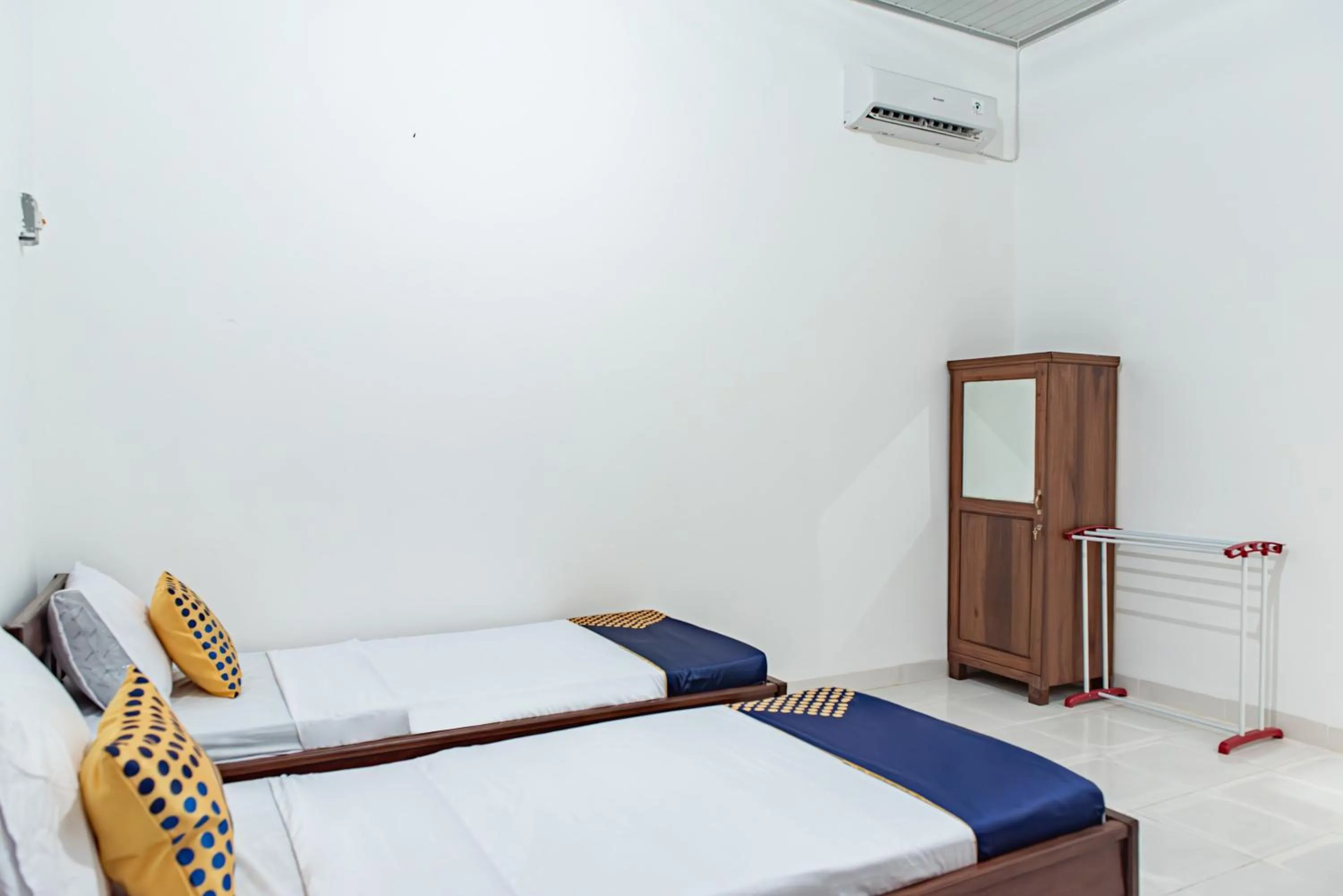 Bedroom, Bed in Hotel O Alnasya Syariah