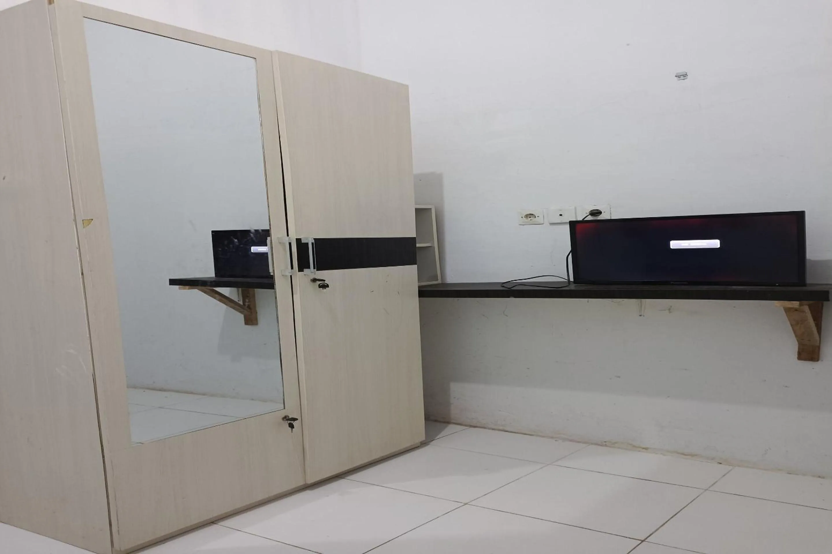 Bedroom in Hotel O Elang Homestay