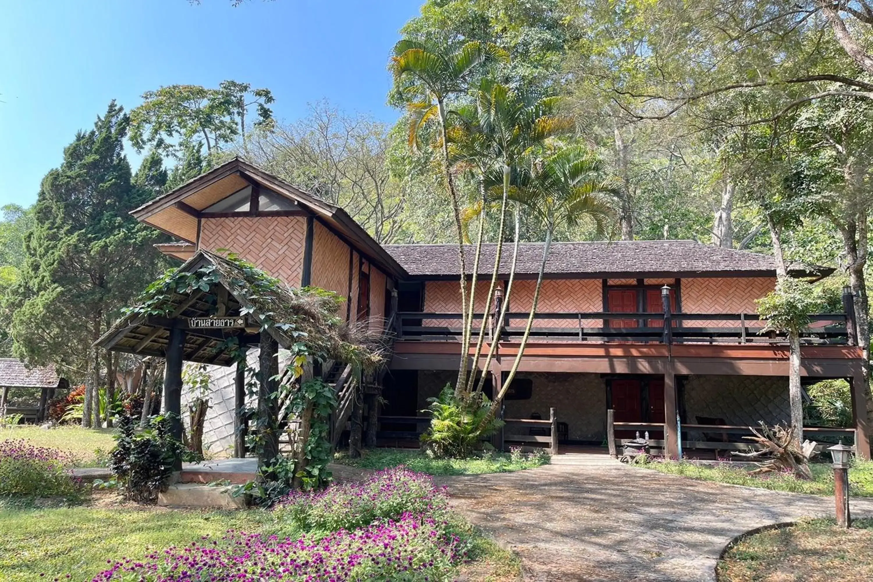 Property building in Phu Ing Fah Resort Property building in Phu Ing Fah Resort