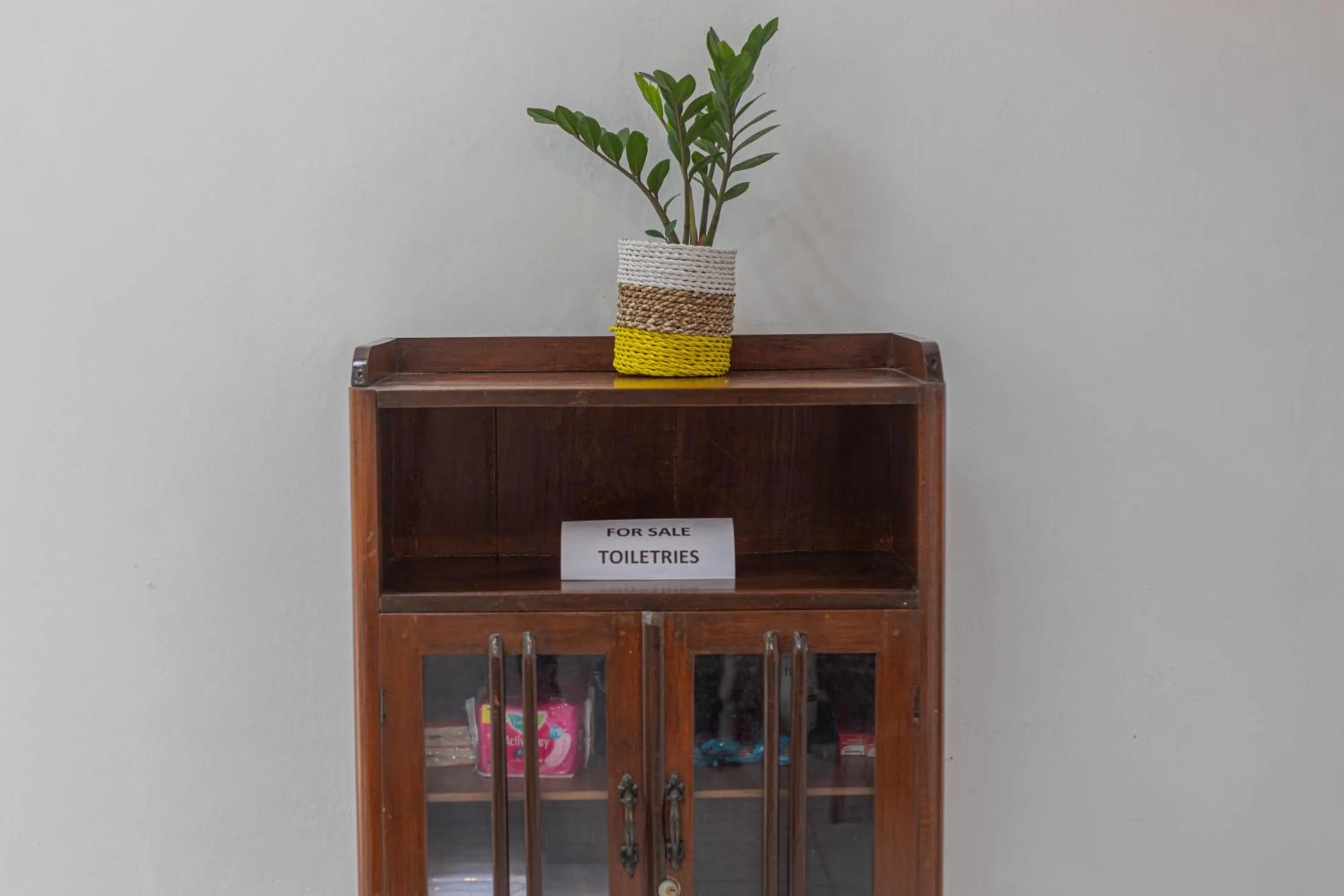 On-site shops in GRIYA BANSU : Ndalem Ibu