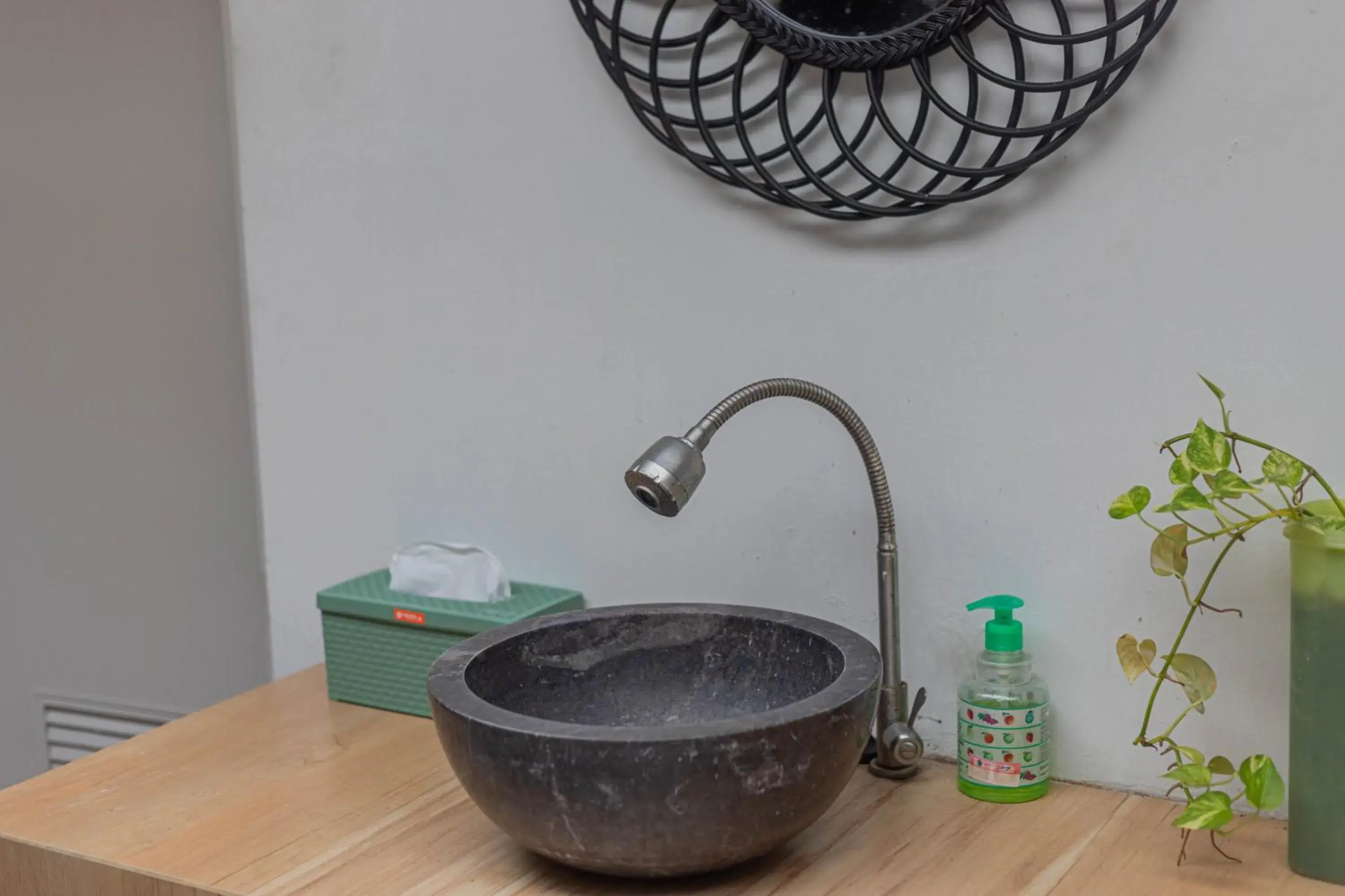 Twin Room with Shared Bathroom in GRIYA BANSU : Ndalem Ibu Twin Room with Shared Bathroom in GRIYA BANSU : Ndalem Ibu