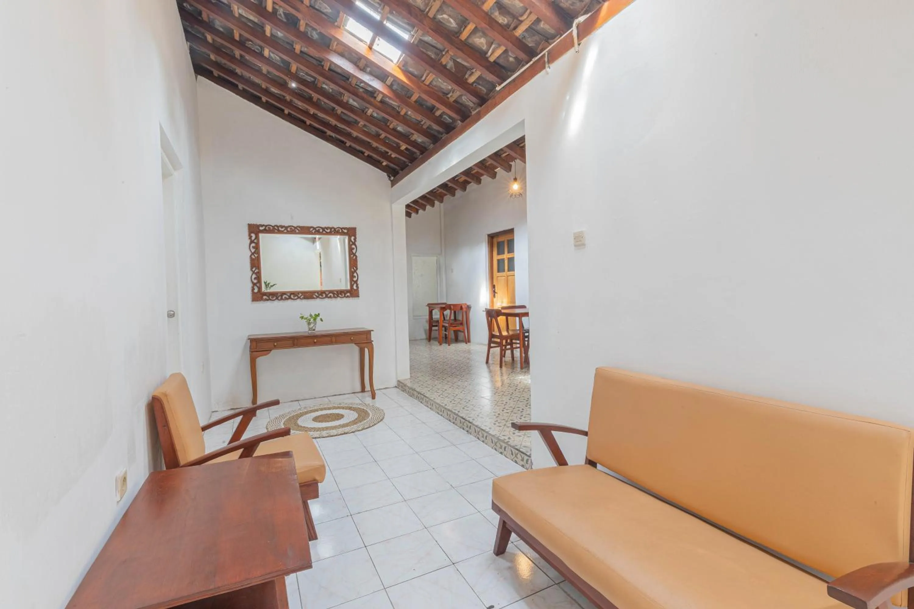 Seating area in GRIYA BANSU : Ndalem Ibu