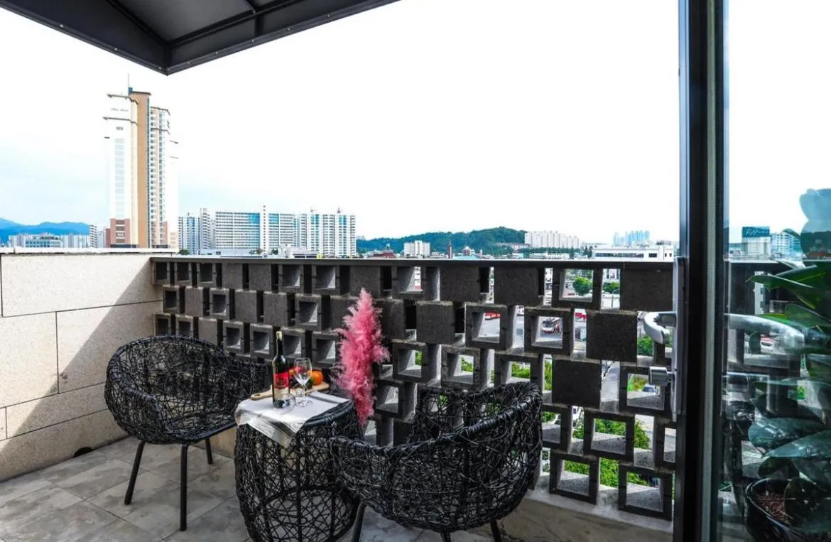 Mari Hotel Terminal Branch