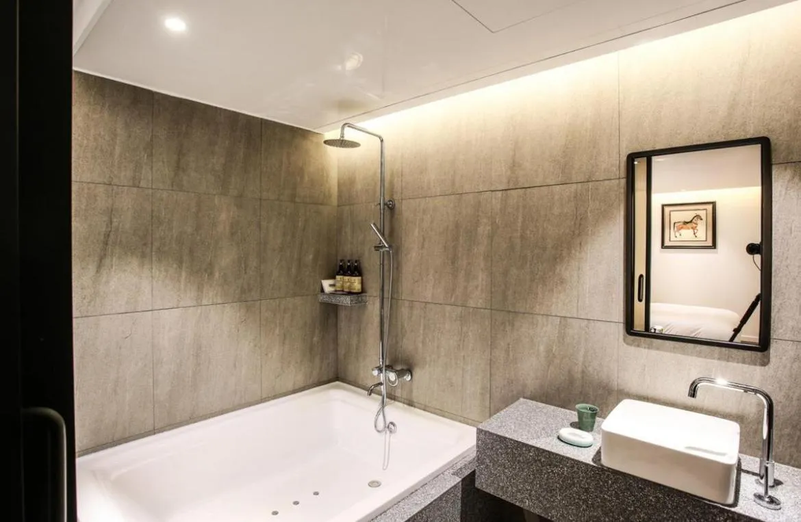 Mari Hotel Terminal Branch