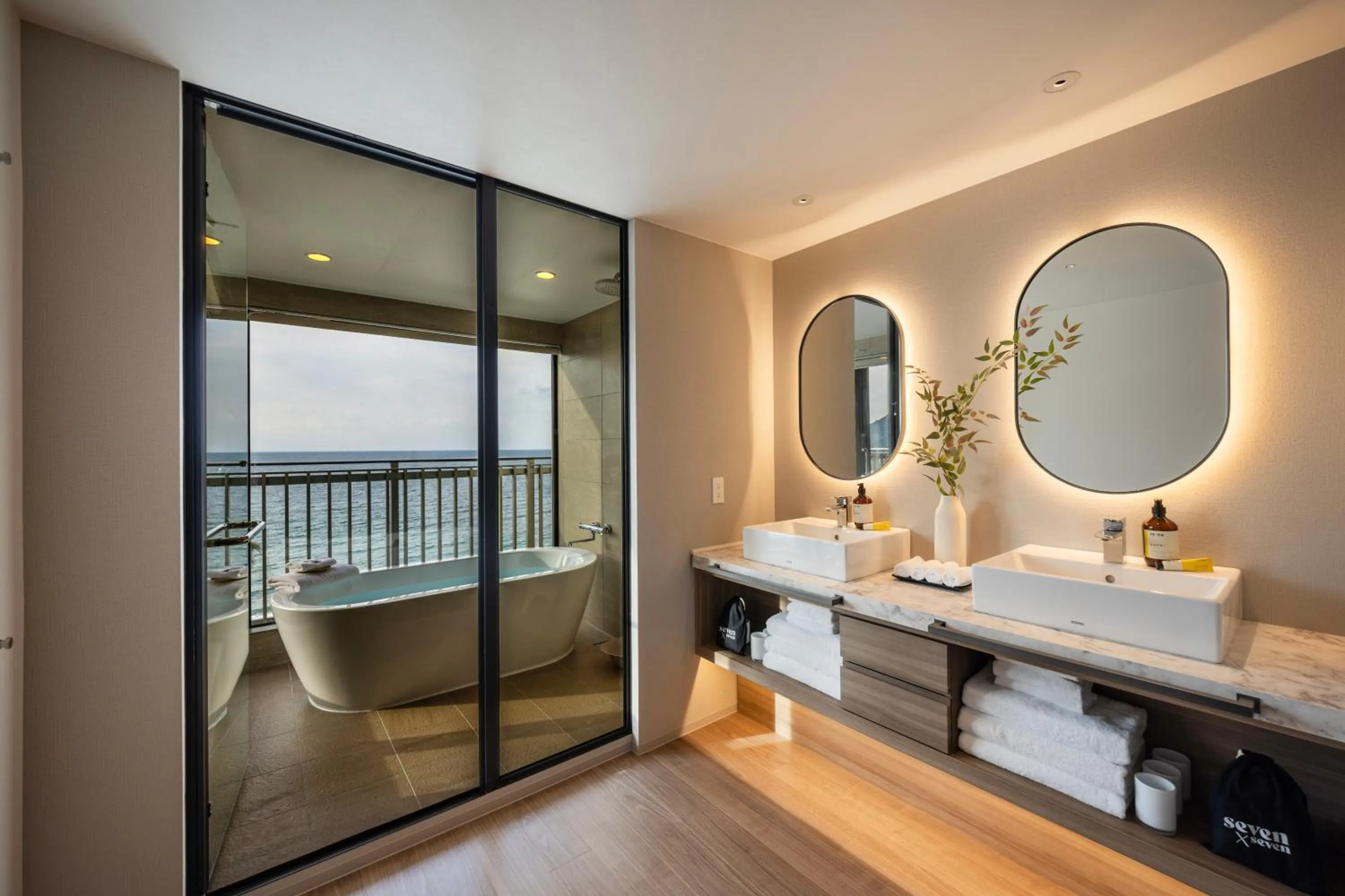 Bathroom in seven x seven Itoshima