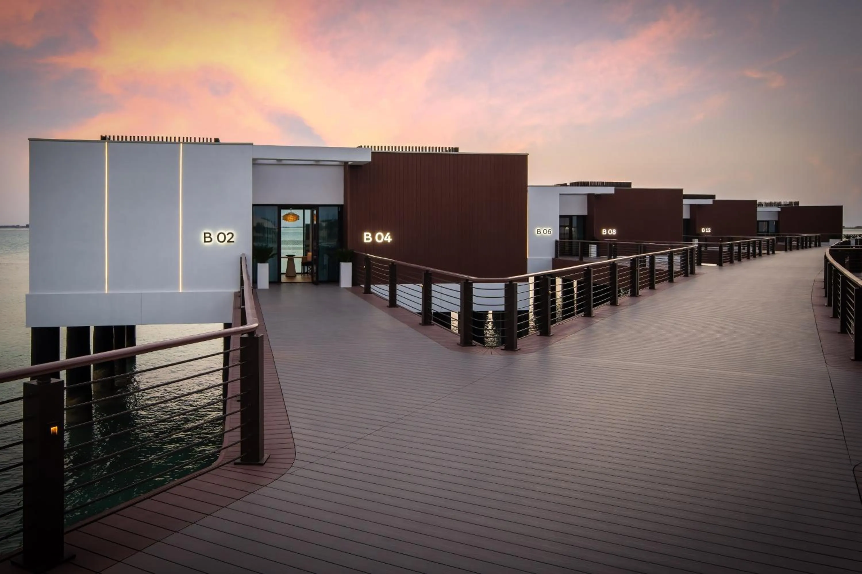 Bab Al Nojoum Hudayriyat Villas