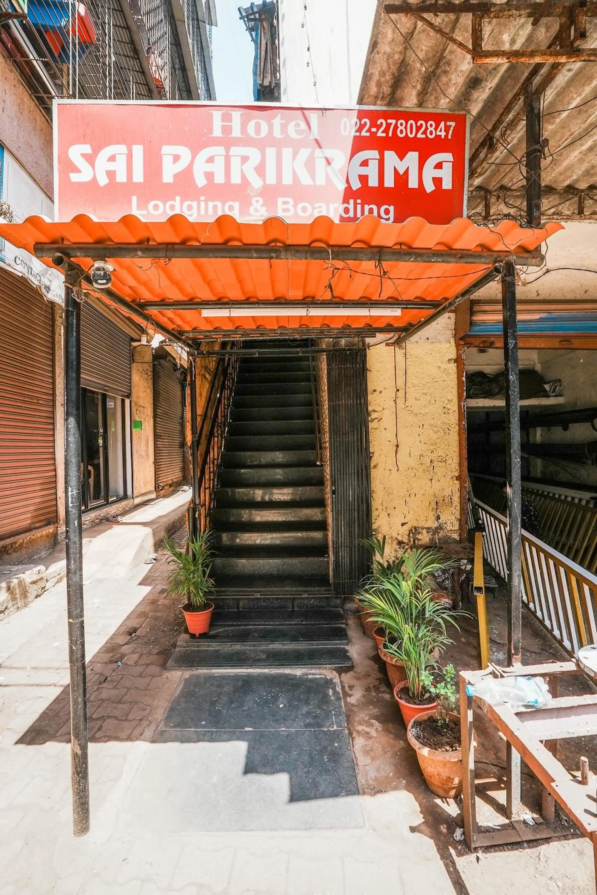 Property building in Hotel Sai Parikrama