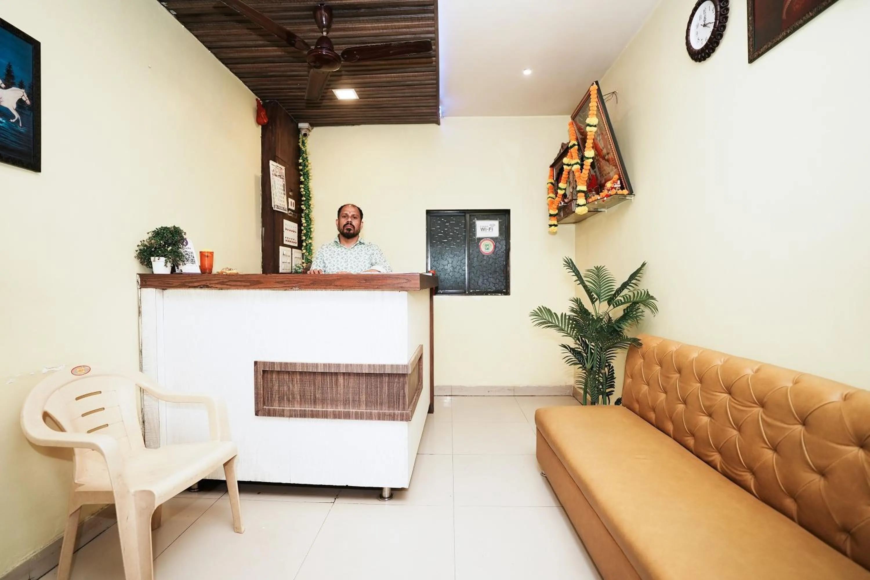 Lobby or reception in Hotel Sai Parikrama