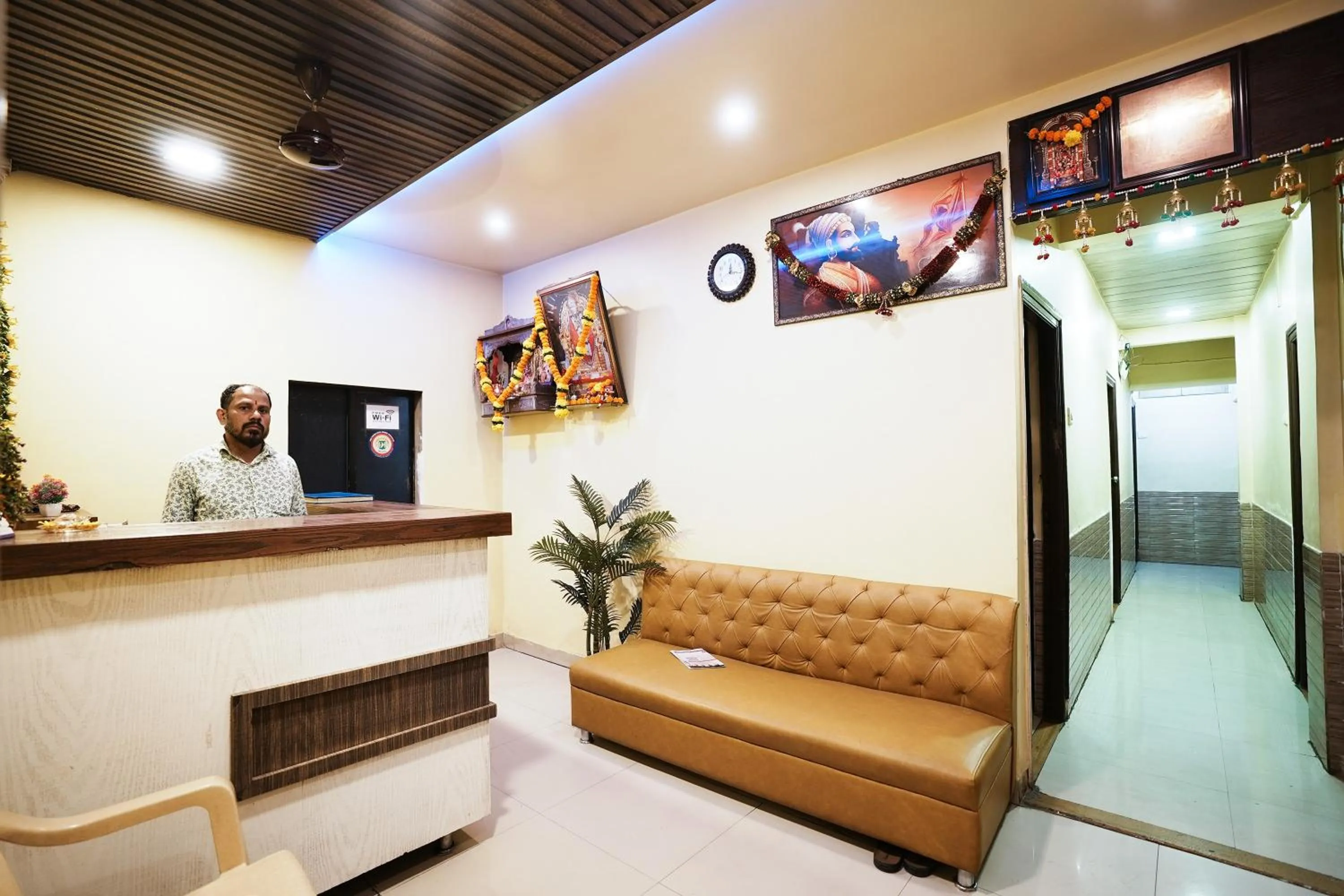 Lobby or reception in Hotel Sai Parikrama