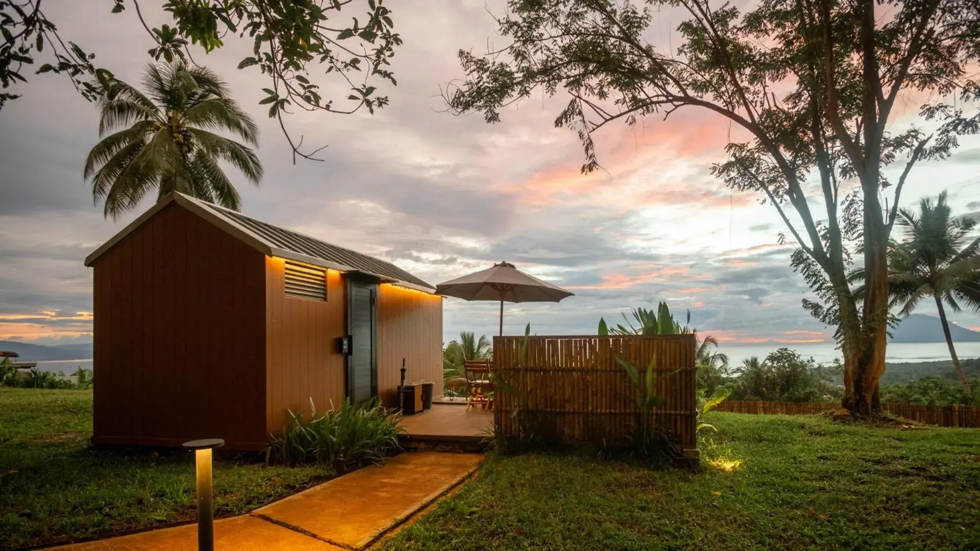 Property building in Bobocabin Bunaken Hills, Manado Property building in Bobocabin Bunaken Hills, Manado