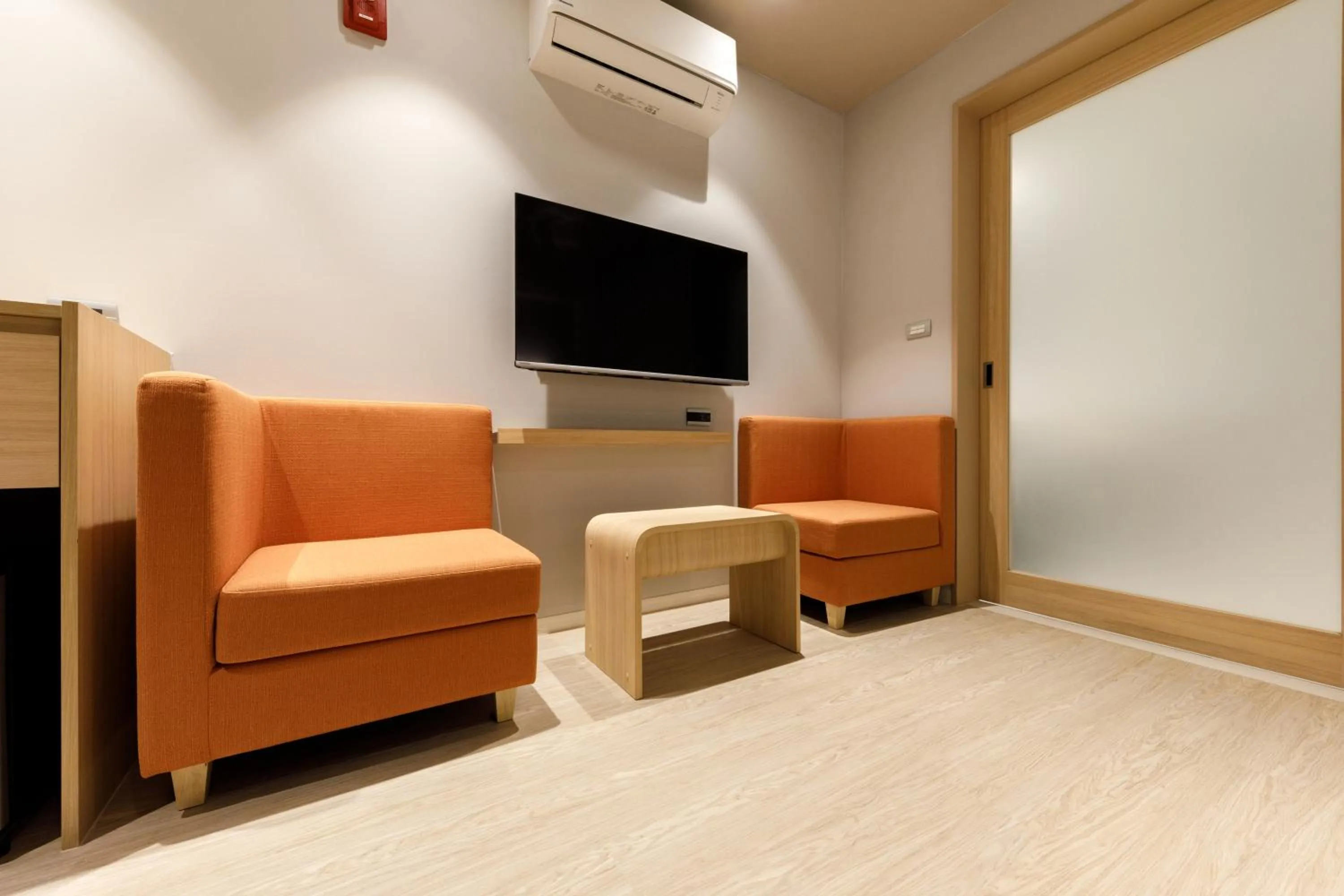 Living room in Nishitetsu Hotel Croom Bangkok Silom