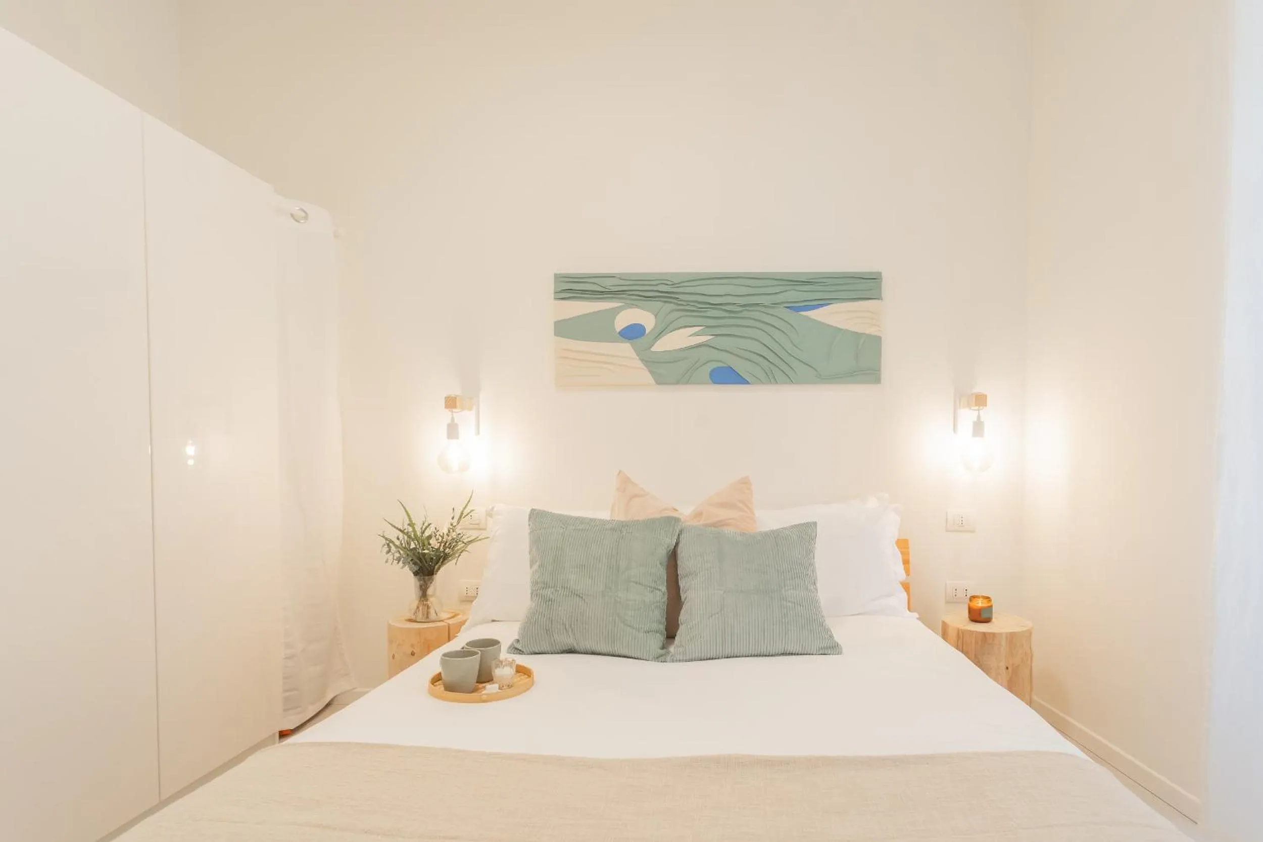 Enchanted Como Lake - City Apartment 2 by Rent All Como