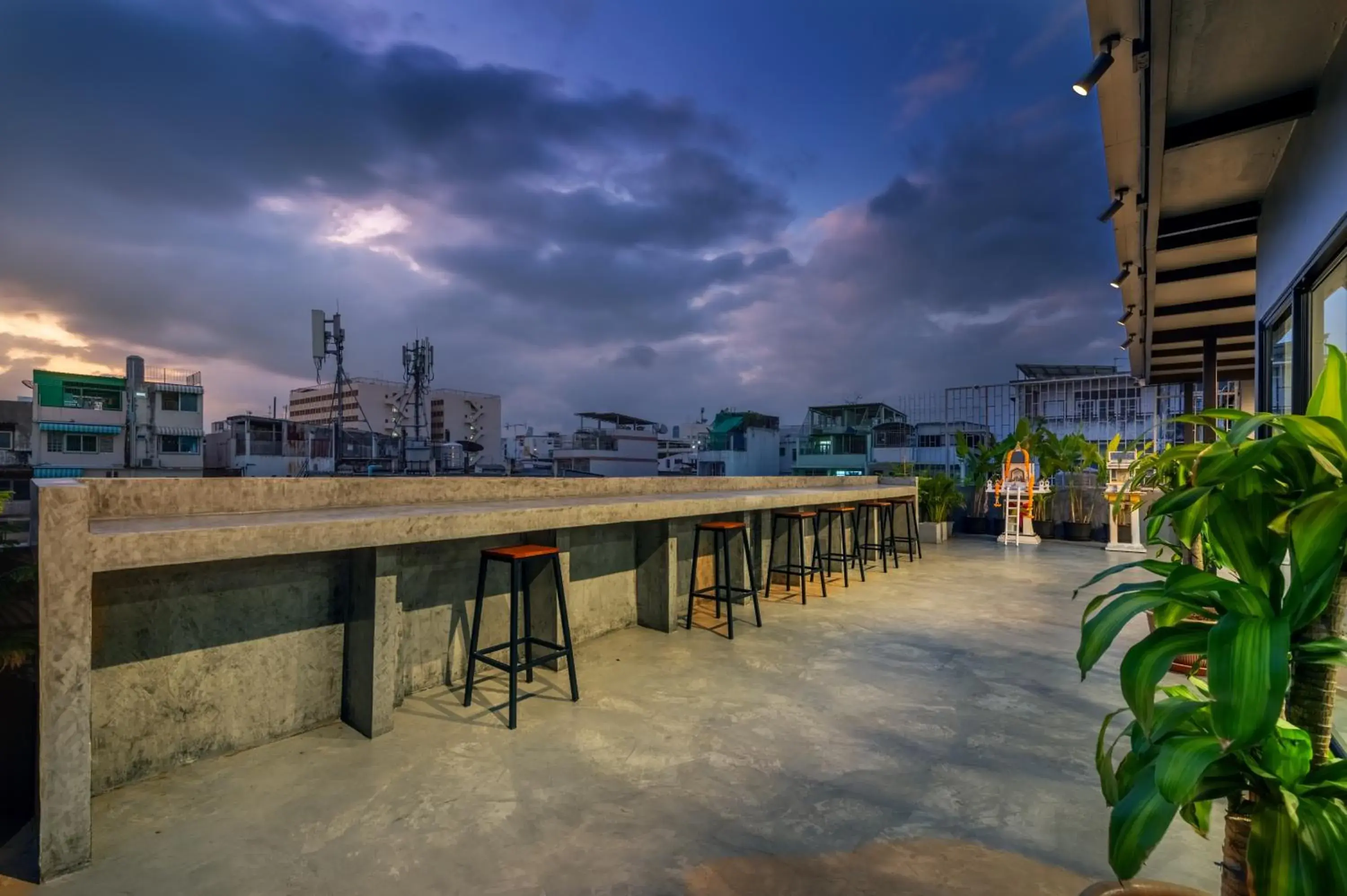 Garden view in Ti Thong Hostel Garden view in Ti Thong Hostel